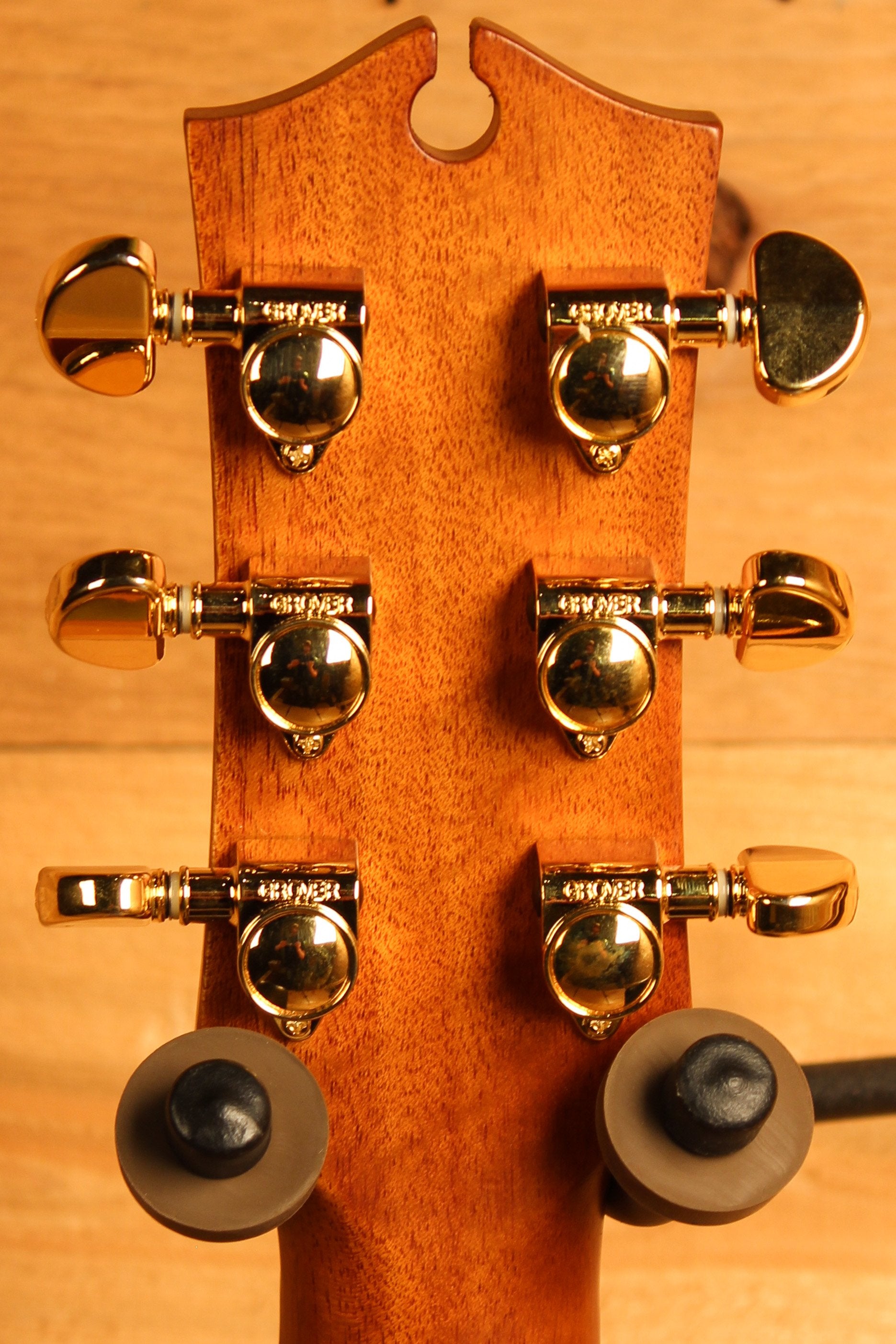 Maton EBG808C Nashville Series Sitka Spruce and Australian Blackwood and Cutaway ID-13434 - Artisan Guitars