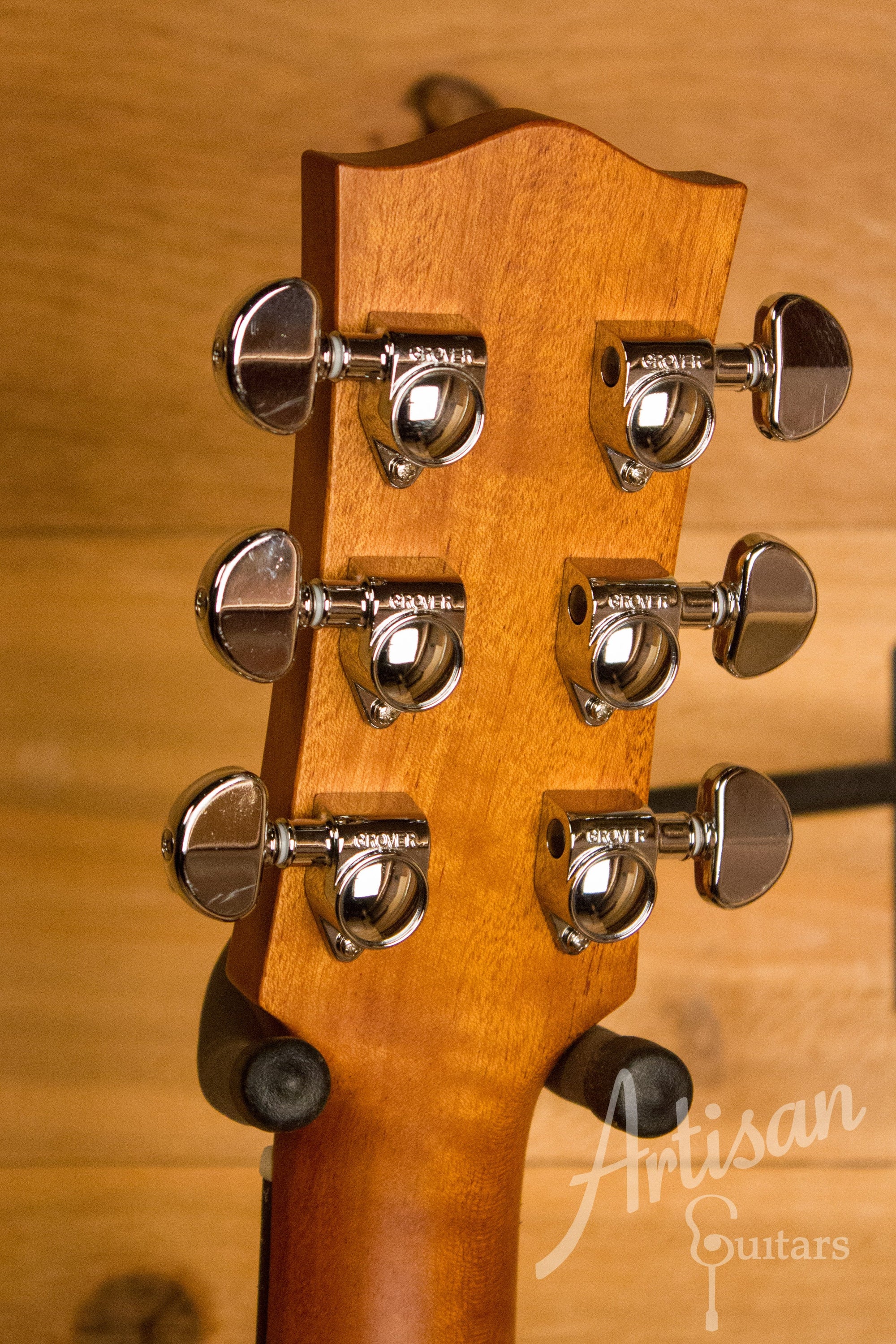 Maton EBG 808C TE Tommy Emmanuel Signature Guitar Cutaway ID-11269 - Artisan Guitars