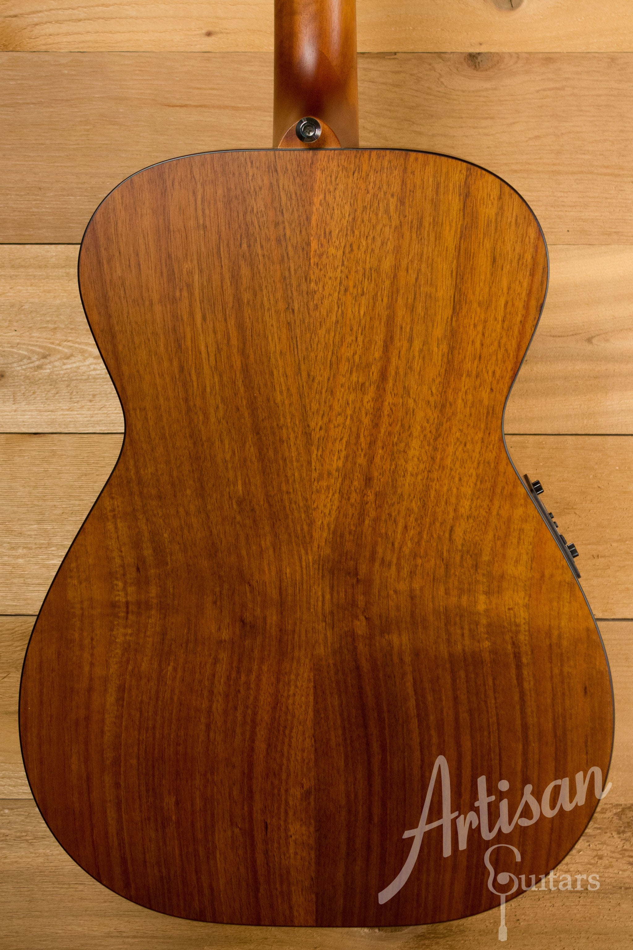 Maton EBG808 Sitka Spruce and Blackwood Vintage Amber Sunburst Finish ID-11062 - Artisan Guitars