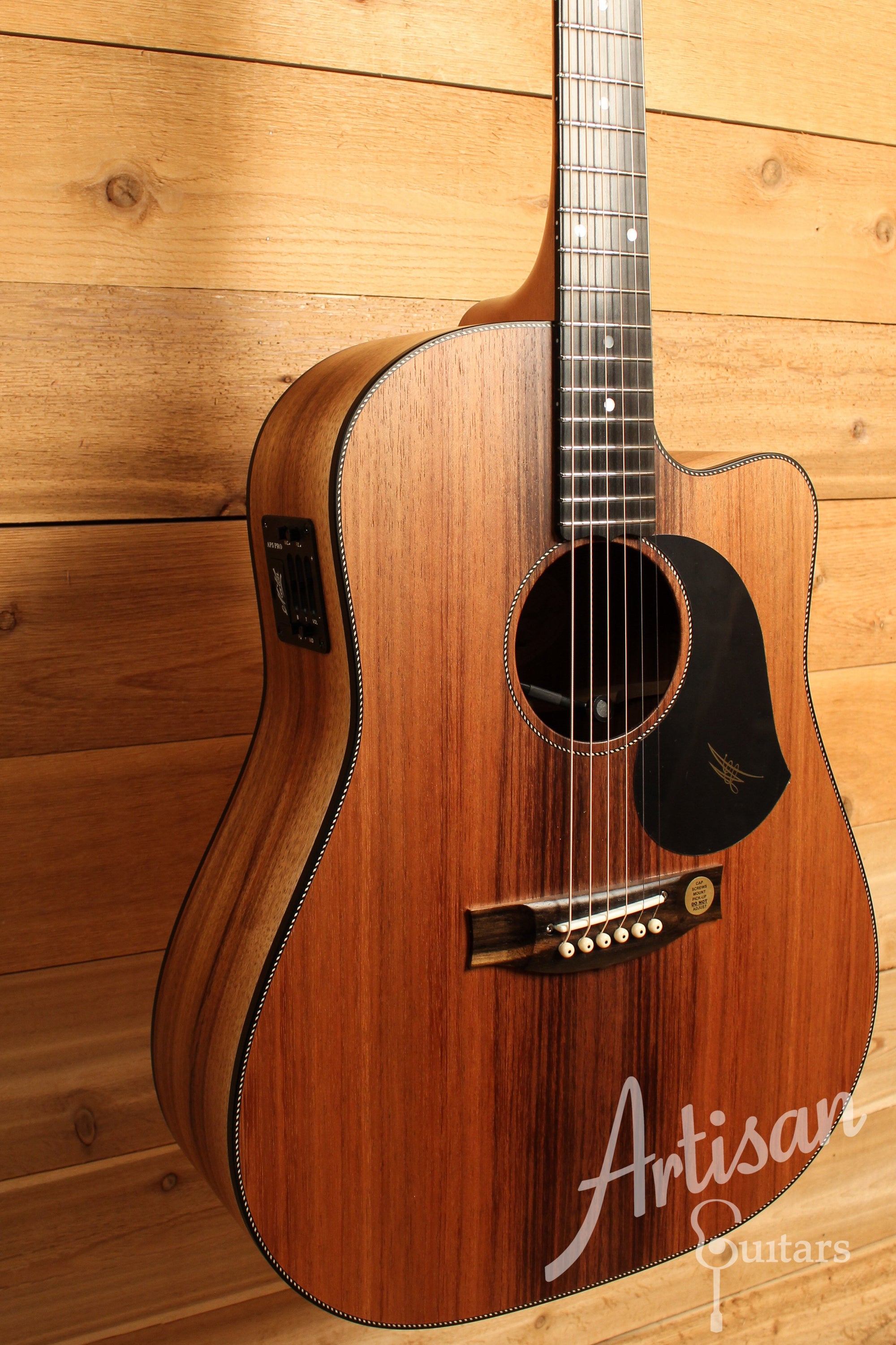 Maton EBW70C Blackwood Dreadnought w/ AP5 Pro ID-12772 - Artisan Guitars