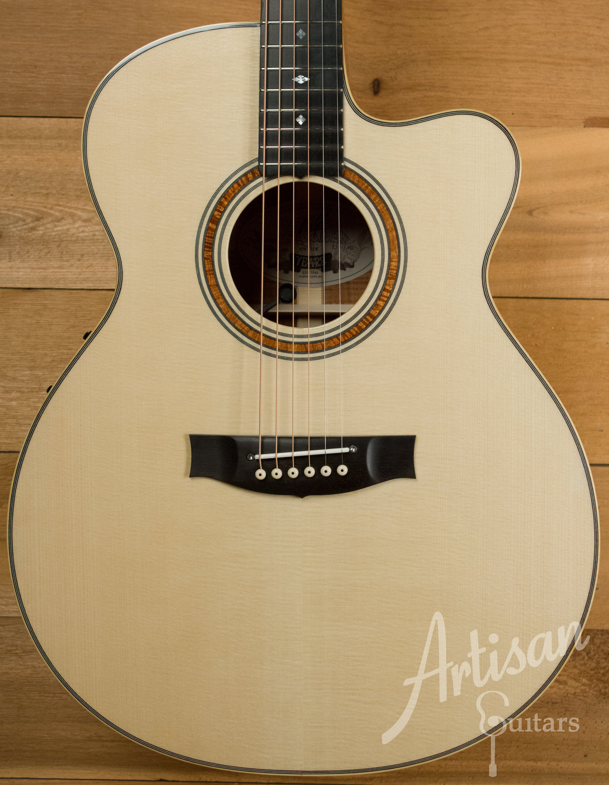 Maton Custom Shop Jumbo Guitar Cutaway with Sitka Spruce and Fiddleback Blackwood ID-11065 - Artisan Guitars