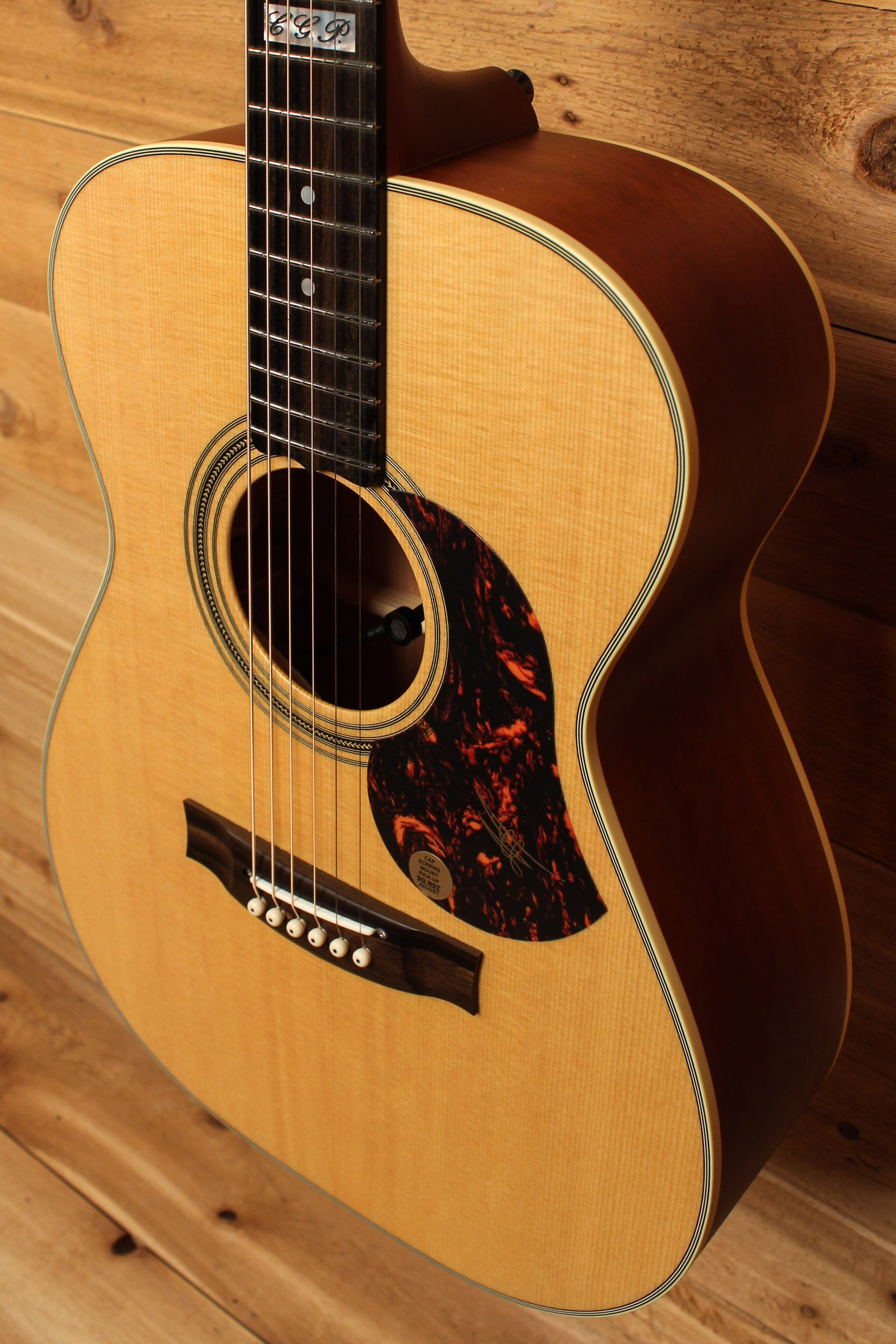 Maton EBG 808 TE Tommy Emmanuel Signature Guitar ID-13610 - Artisan Guitars
