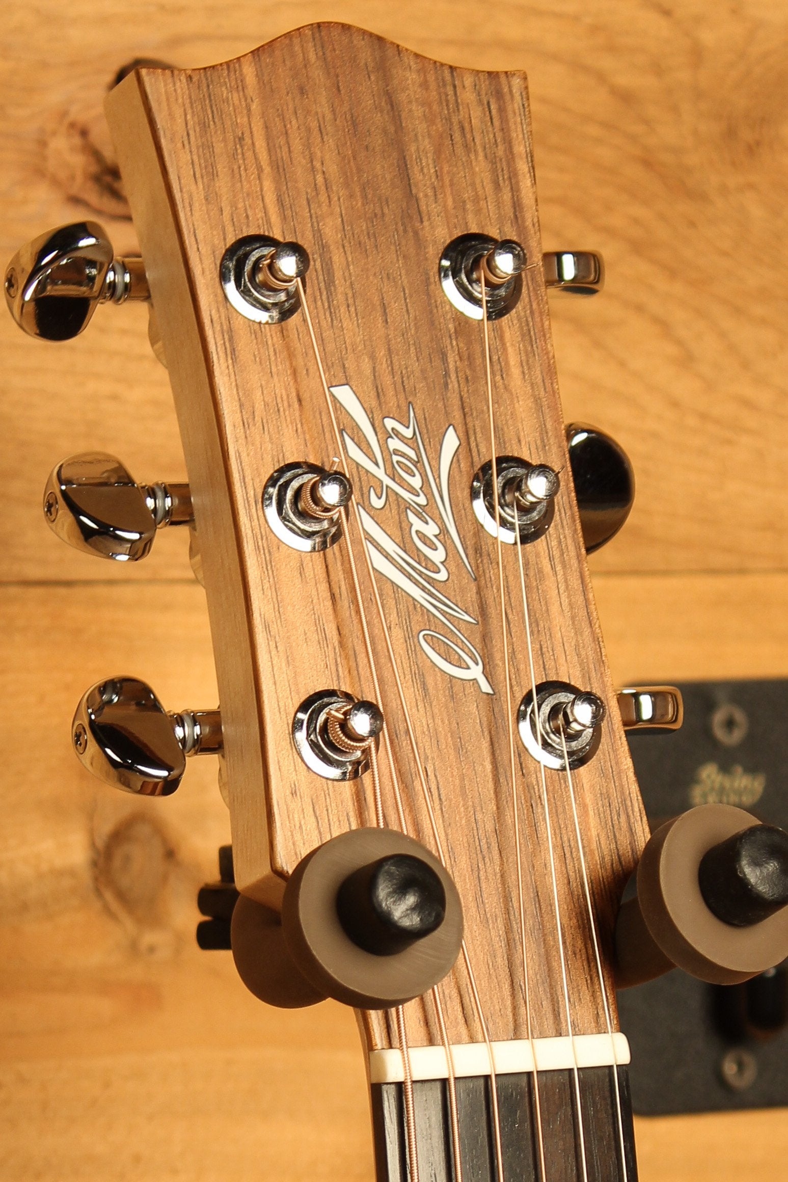 Maton EBW808 Guitar w/ Blackwood Top, Back & Sides w/ AP5 Pro Pickup System  ID-13459 - Artisan Guitars