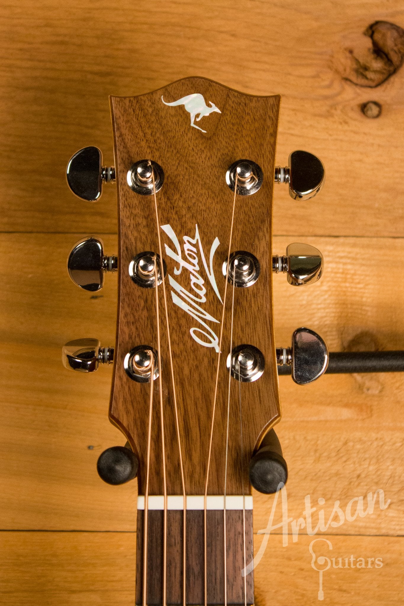 Maton EBG 808 TE Tommy Emmanuel Signature Guitar ID-10824 - Artisan Guitars