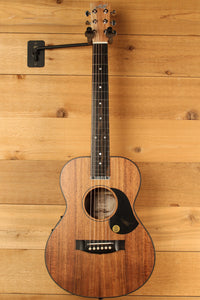 Maton EMBW6 Mini Guitar w/ Blackwood Top, Back & Sides and AP5 Pro Pickup System ID-13088 - Artisan Guitars