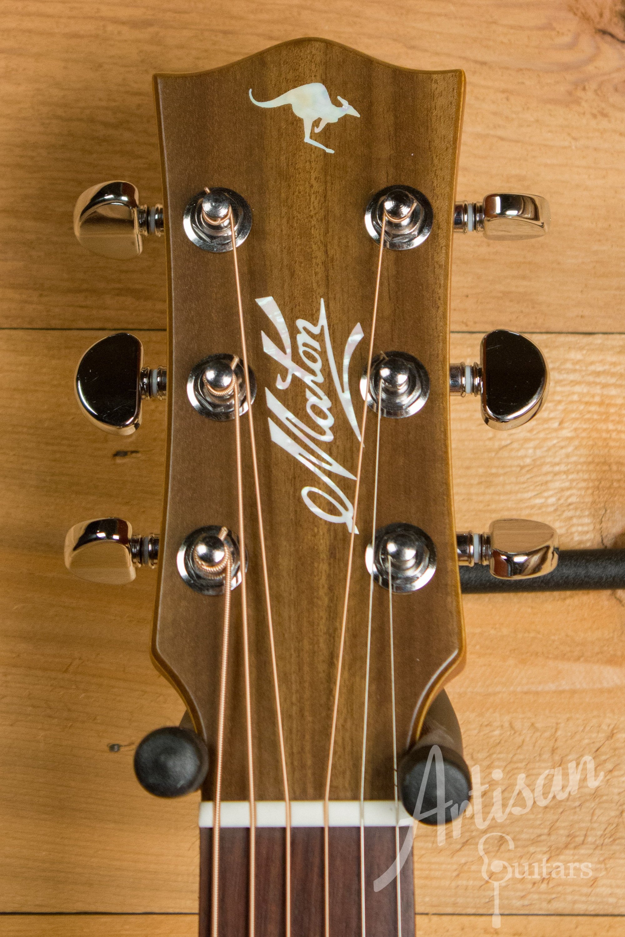 Maton EBG 808C TE Tommy Emmanuel Signature Guitar Cutaway NAMM 2017 ID-11211 - Artisan Guitars