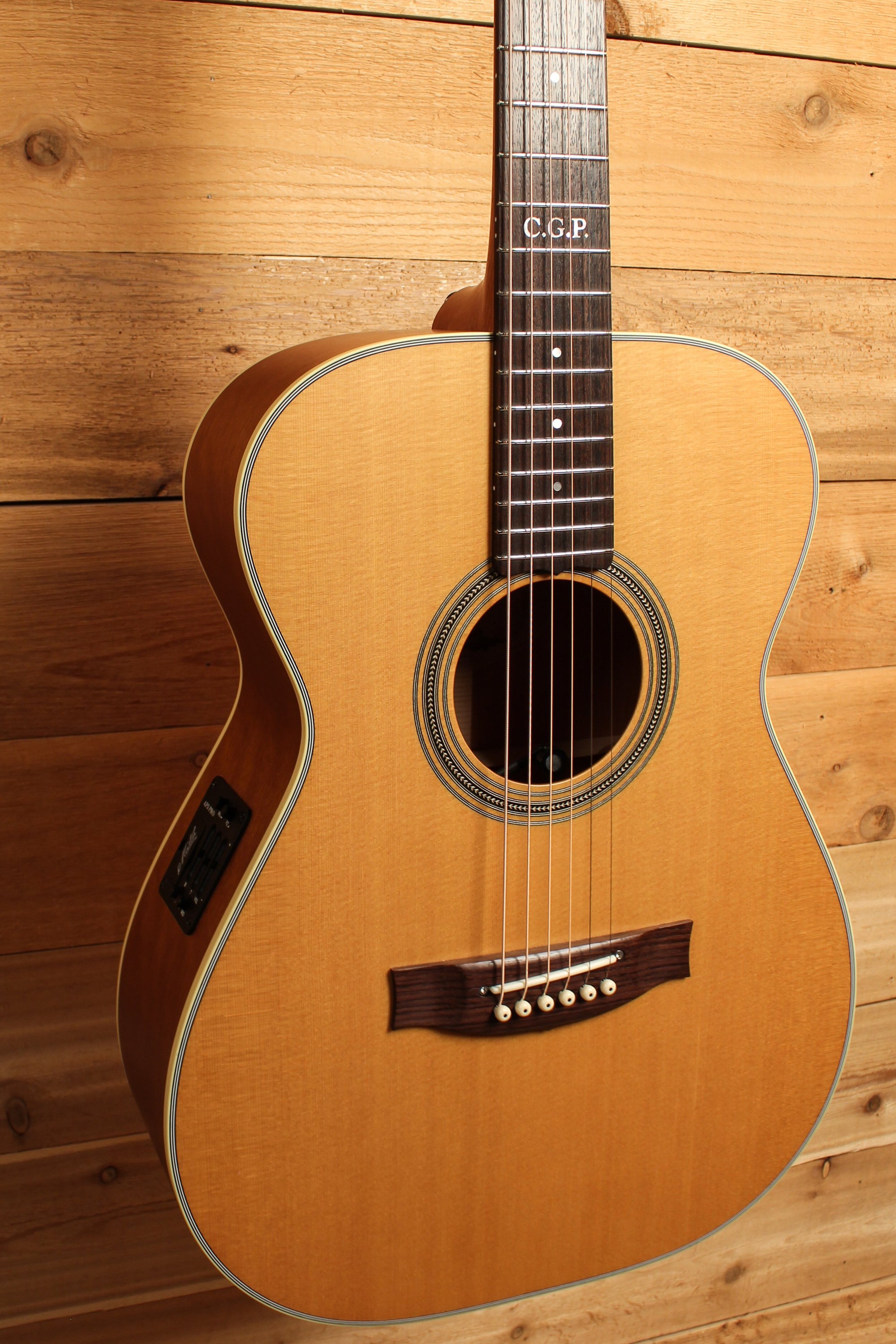 Maton Custom Shop T.E Personal Guitar Sitka Spruce & Queensland Maple ID-13619 - Artisan Guitars