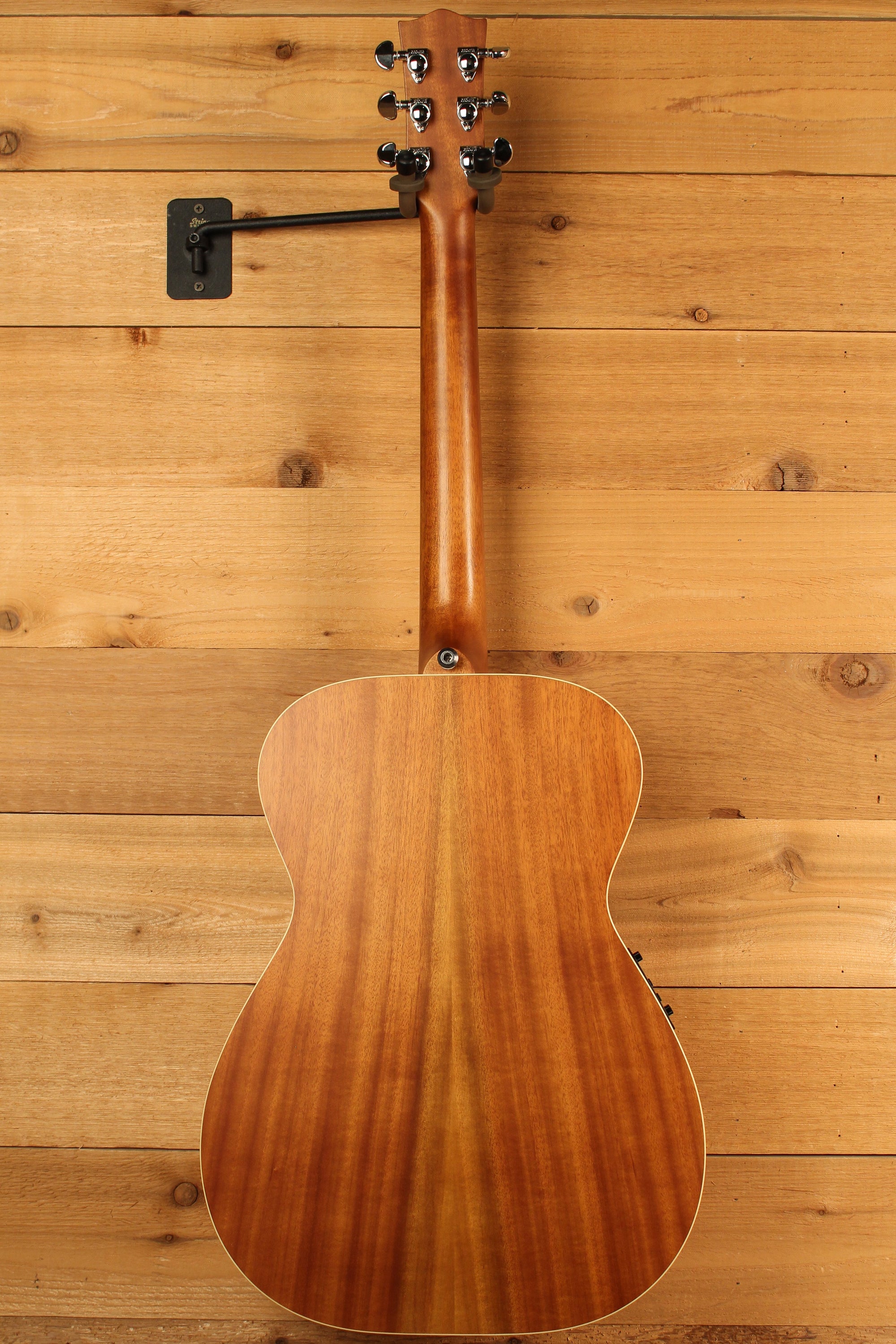 Maton EBG 808 TE Tommy Emmanuel Signature Guitar  ID-13367 - Artisan Guitars