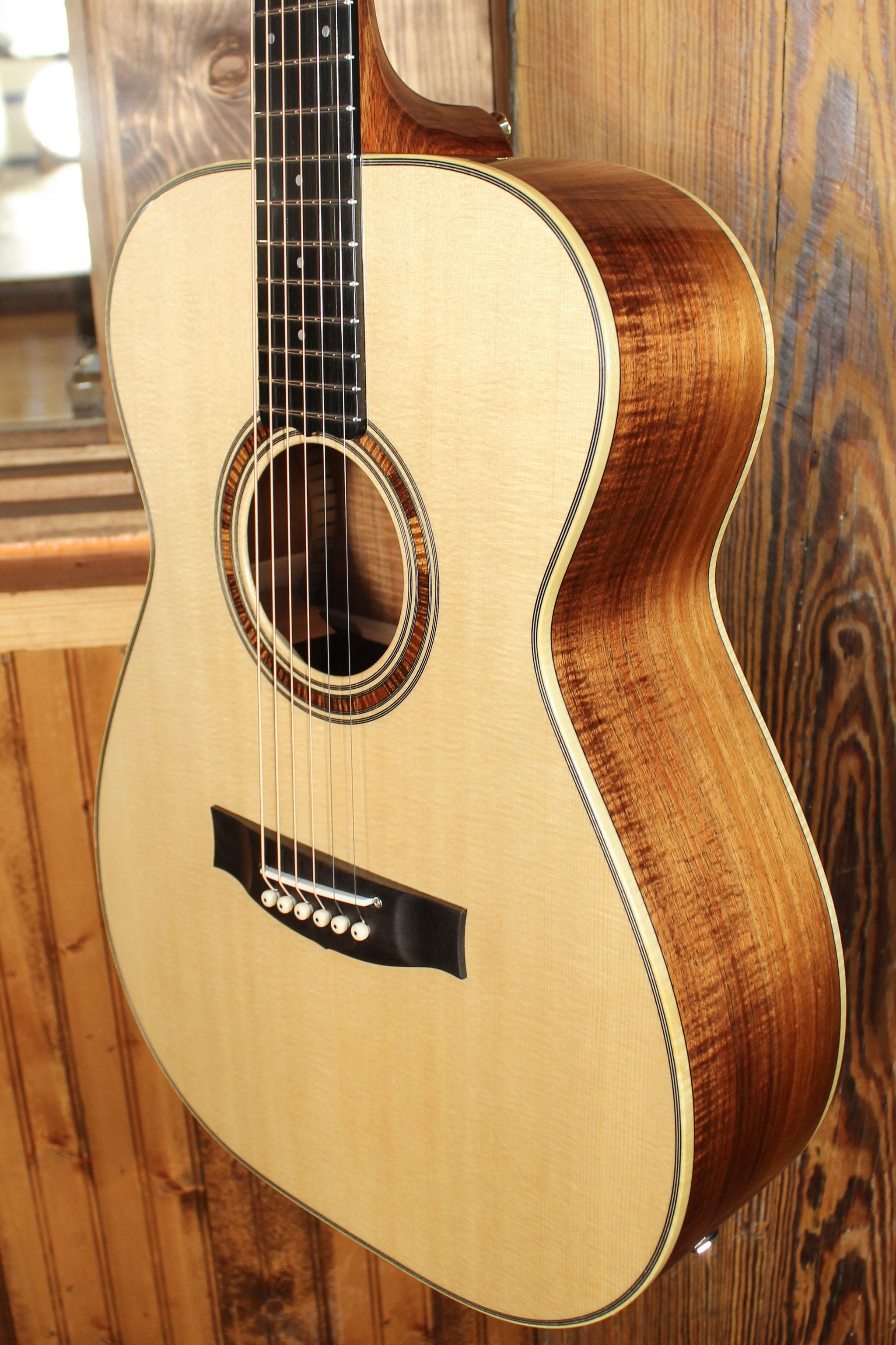 Maton WA May Custom Shop 808 Guitar w/ Sitka Spruce and Fiddleback Blackwood - Artisan Guitars