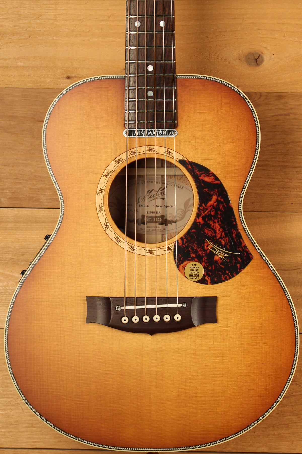 Maton EMD6 Mini Maton Diesel Sitka with Blackwood and Vintage Amber Sunburst ID-13333 - Artisan Guitars