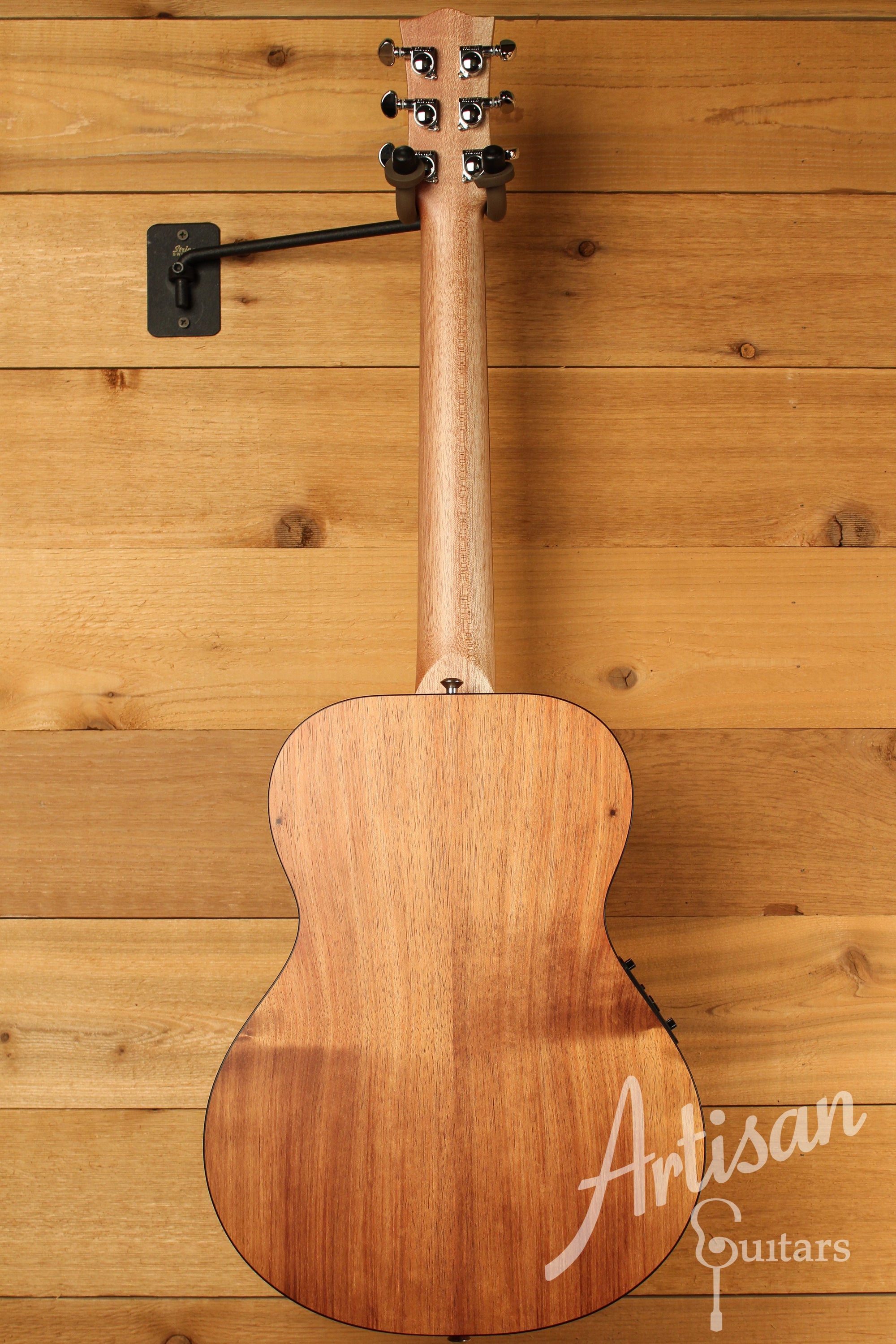 Maton EMBW6 Mini Guitar w/ Blackwood Top, Back & Sides and AP5 Pro Pickup System ID-12778 - Artisan Guitars