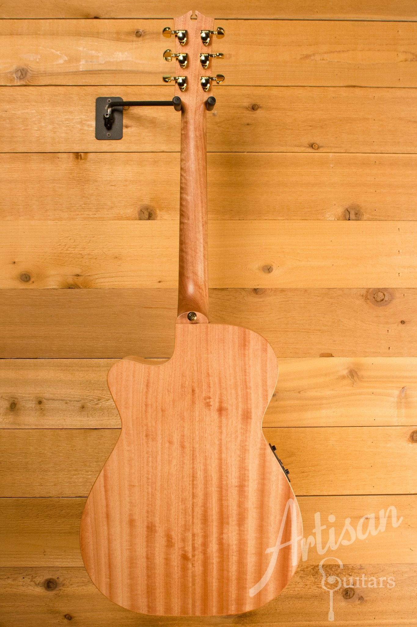 Maton EBG 808C MIC FIX Michael Fix Signature Guitar Sitka and Queensland Maple with Cutaway ID-10784 - Artisan Guitars