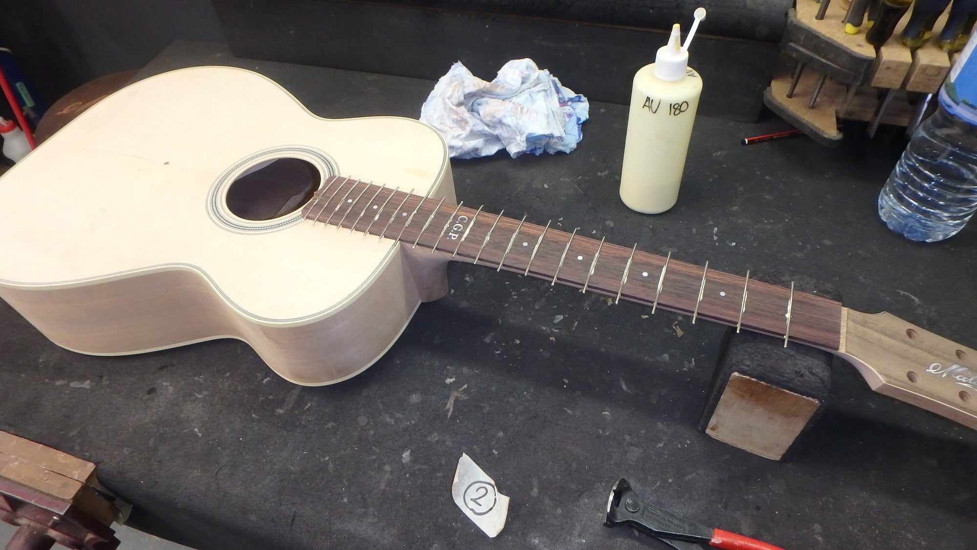 Maton T.E Personal Guitar Sitka Spruce and AAA"Bees Wings" Queensland Maple ID-11063 - Artisan Guitars