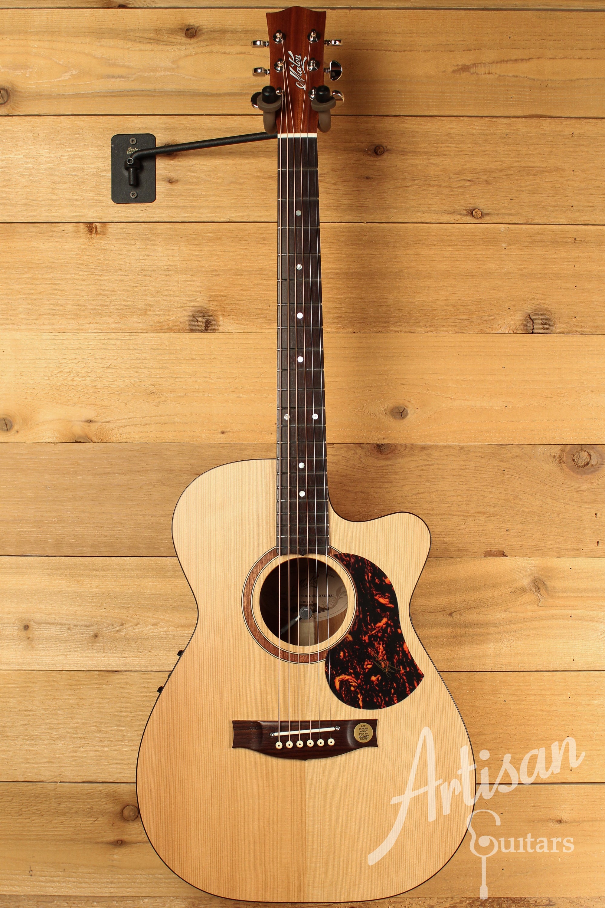 Maton SRS808C Guitar Western Red Cedar and Solid Blackwood w/ Cutaway ID-12812 - Artisan Guitars