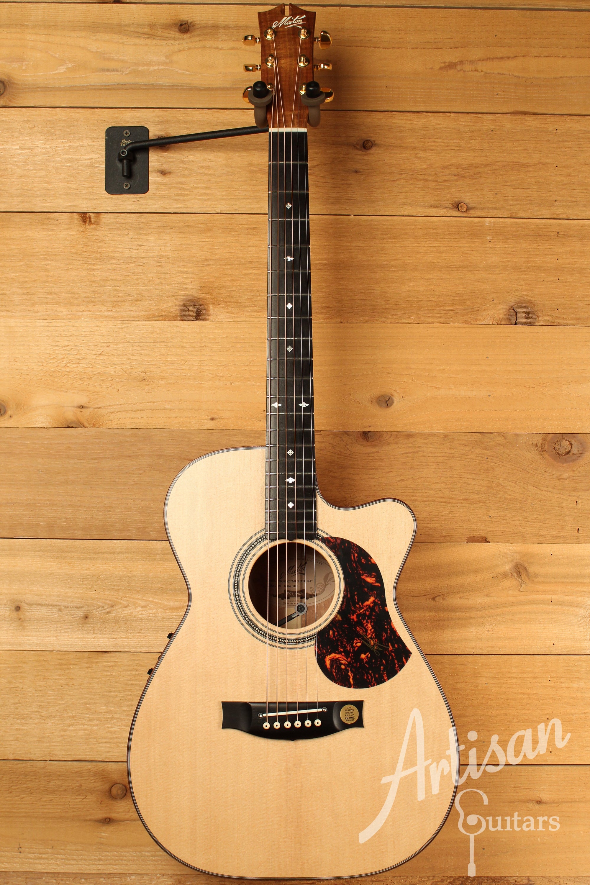 Maton EBG 808C MIC FIX Michael Fix Signature Guitar Sitka and Queensland Maple with Cutaway ID-12773 - Artisan Guitars