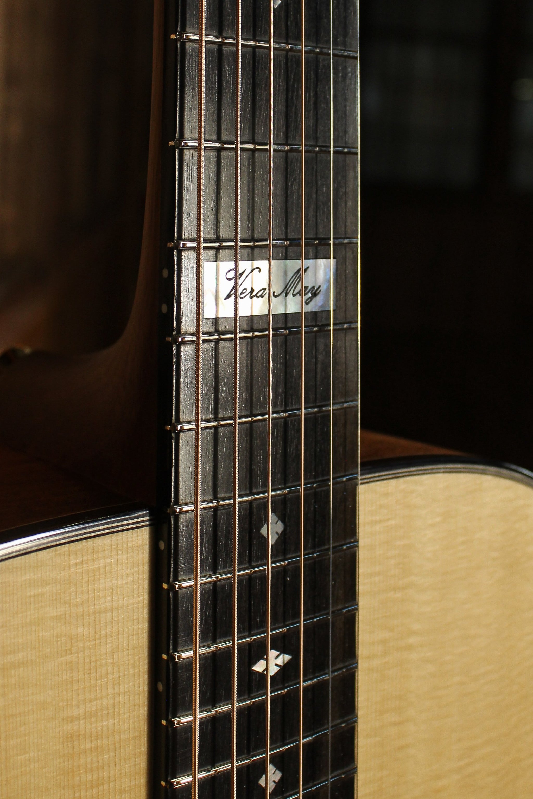 Maton Vera May Special w/ Lutz Spruce & Blackwood ID-13591 - Artisan Guitars
