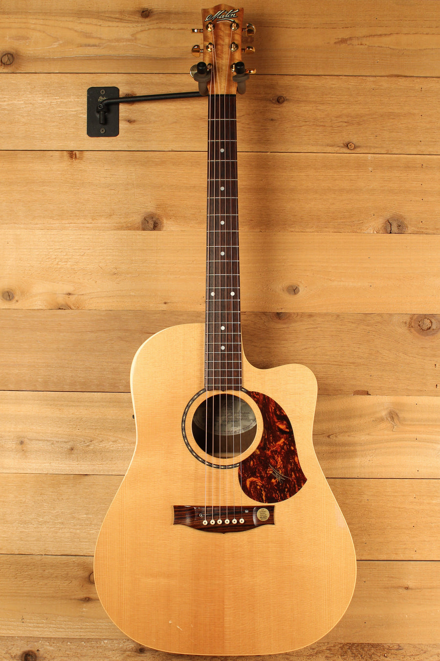 Maton EST60C "Stage" w/ Sitka & Queensland Walnut Pre-Owned 2011 ID-13271 - Artisan Guitars