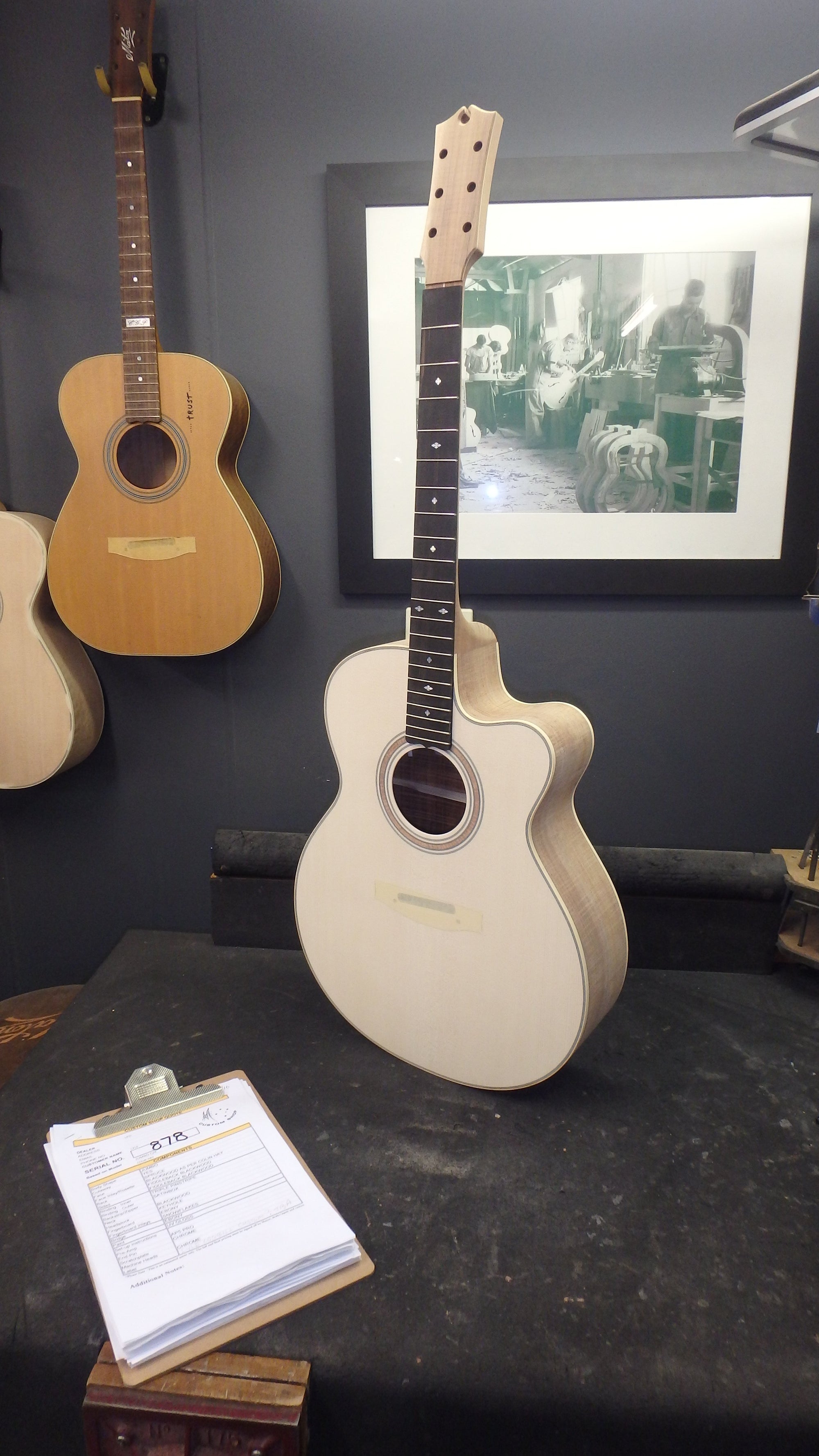 Maton Custom Shop Jumbo Guitar Cutaway with Sitka Spruce and Fiddleback Blackwood ID-11065 - Artisan Guitars