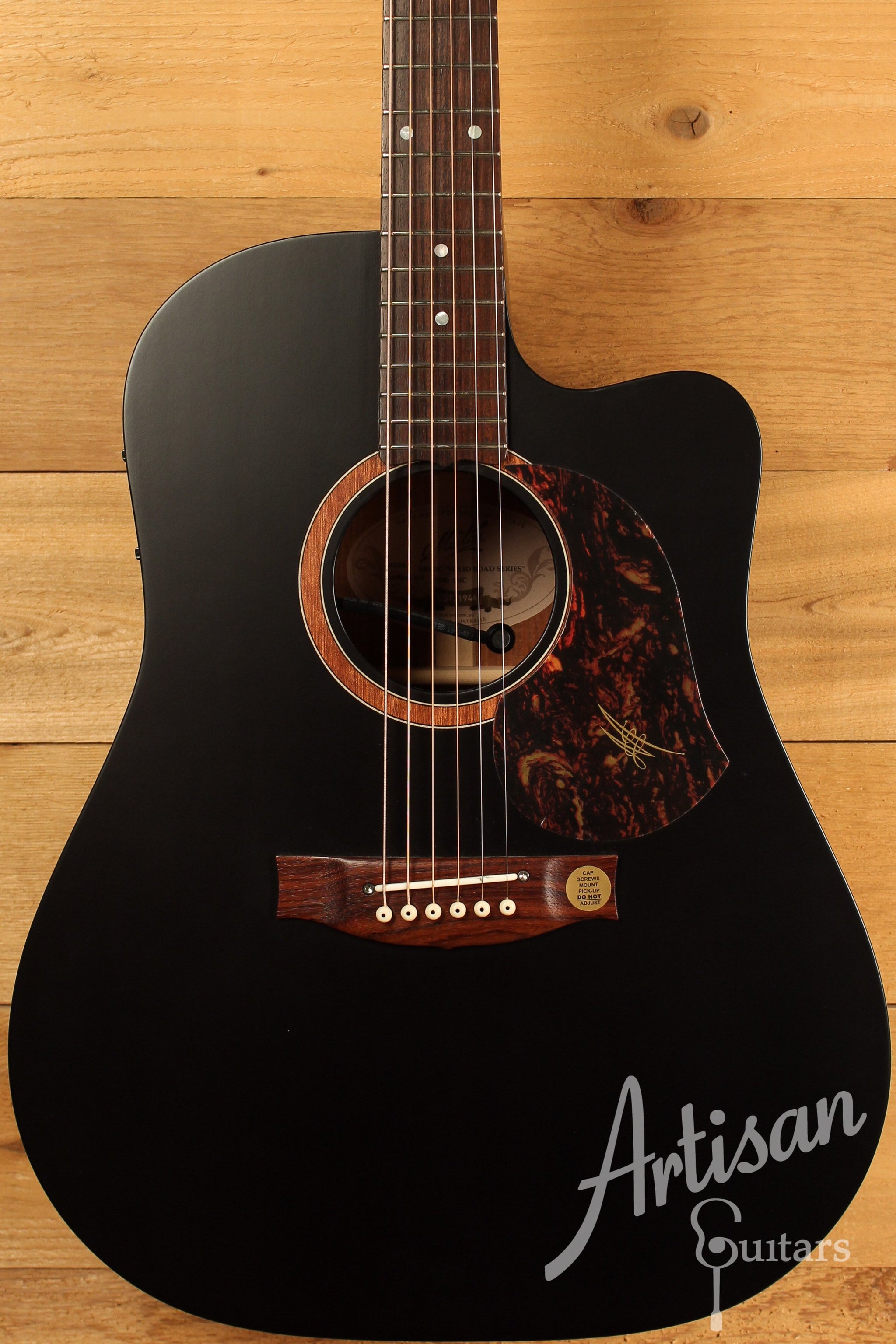 Maton SRS70C Solid Road Series Acoustic Electric w/ Satin Black Finish & AP5 Pro Pickup ID-12771 - Artisan Guitars