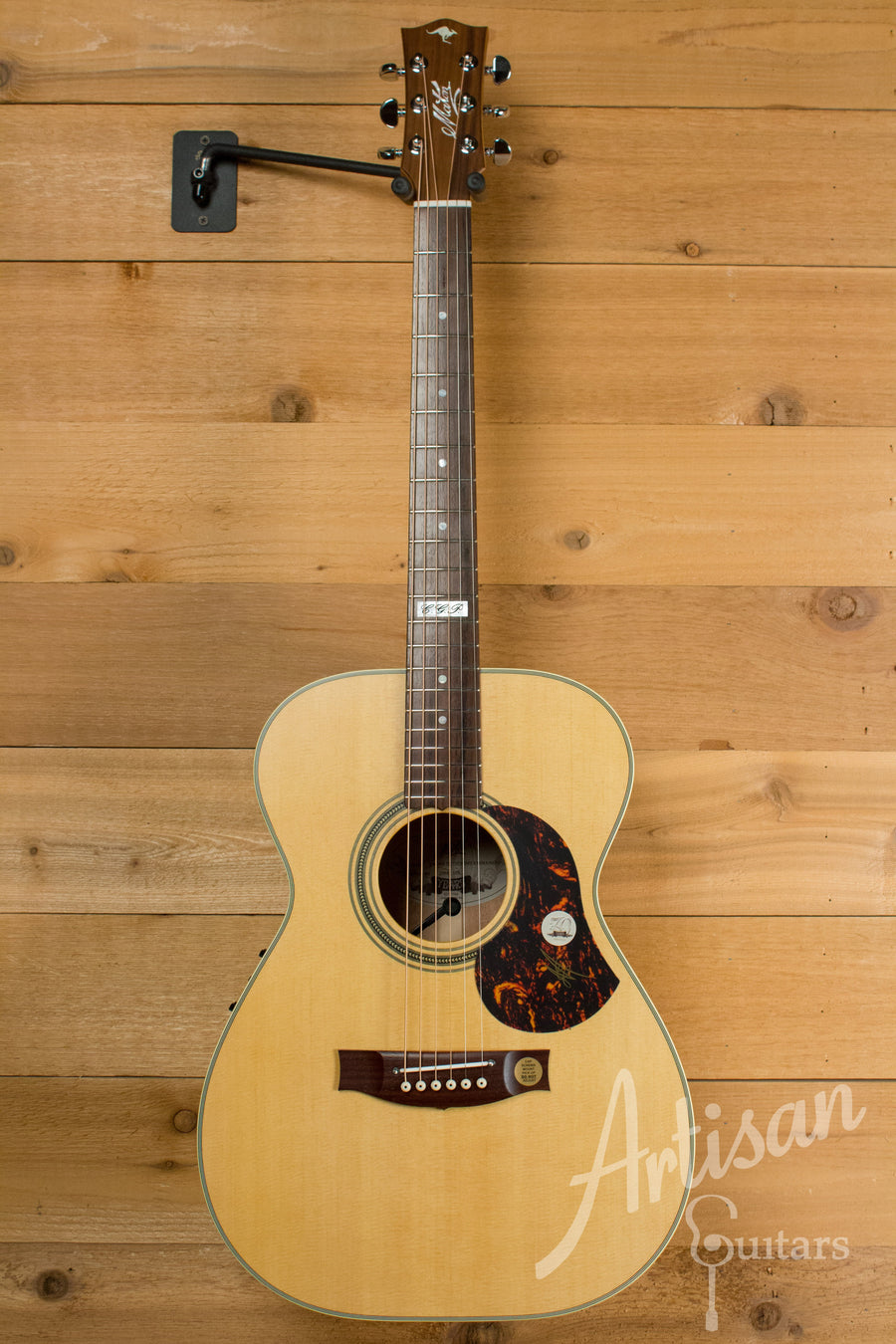 Maton EBG 808 TE Tommy Emmanuel Signature Guitar ID-11205 - Artisan Guitars