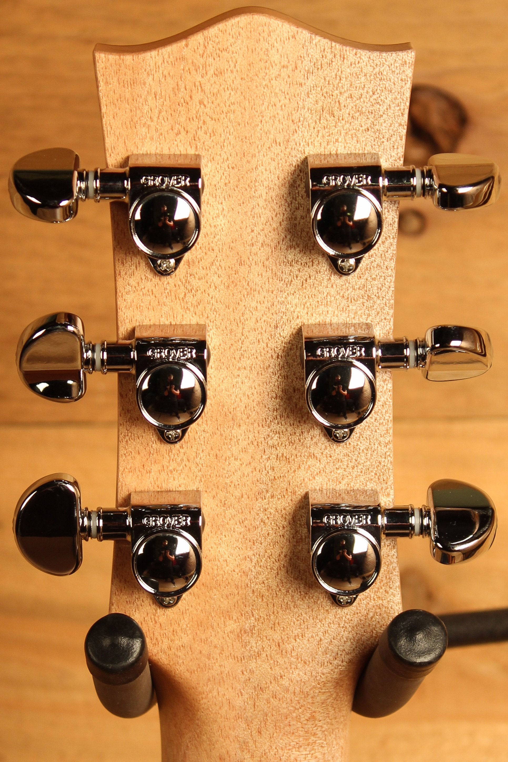 Maton EBW808 Guitar w/ Blackwood Top, Back & Sides w/ AP5 Pro Pickup System ID-13312 - Artisan Guitars