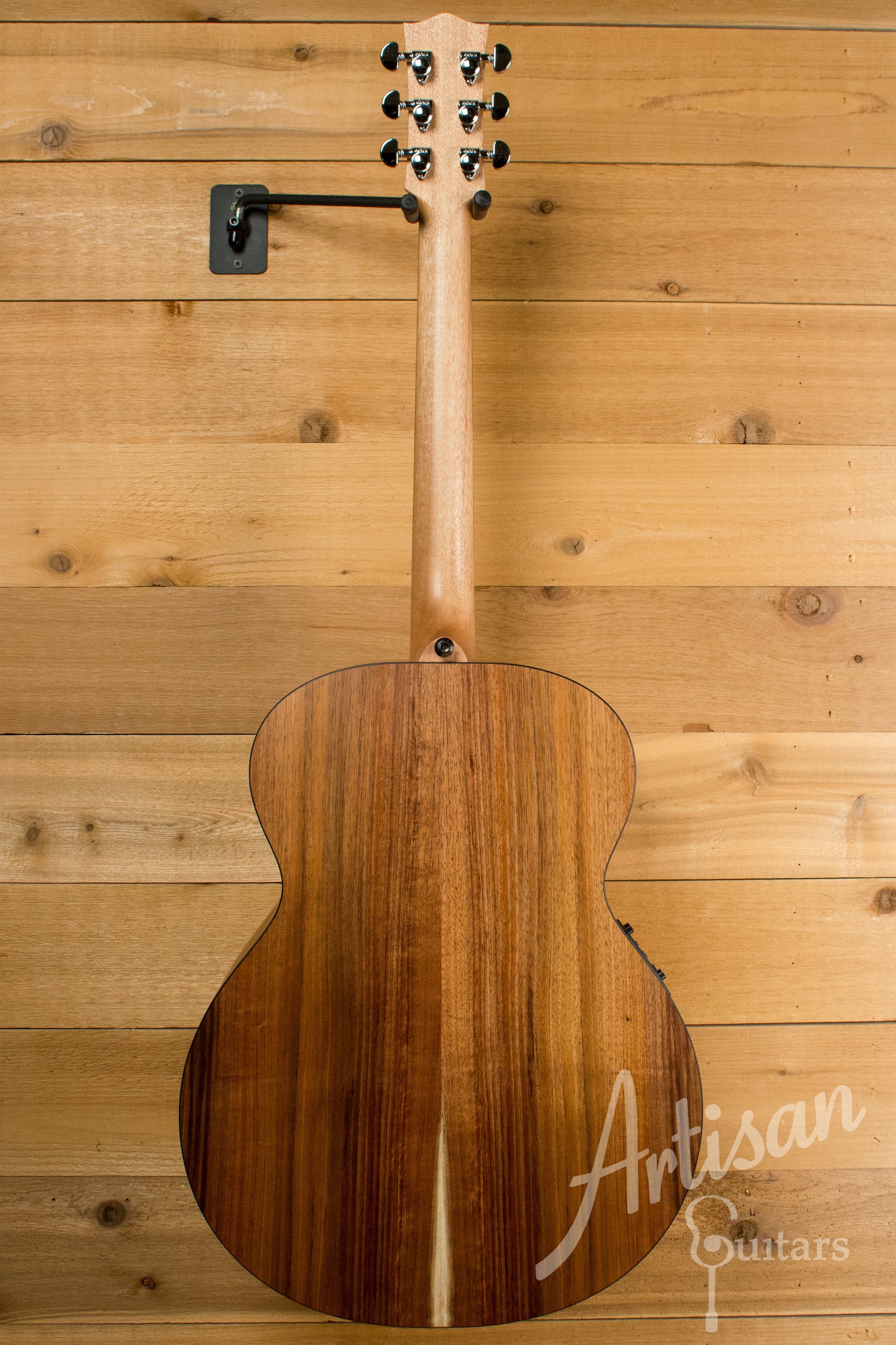 Maton SRS70 Jumbo Guitar Solid Road Series Acoustic Electric AP5 Pro ID-11064 - Artisan Guitars