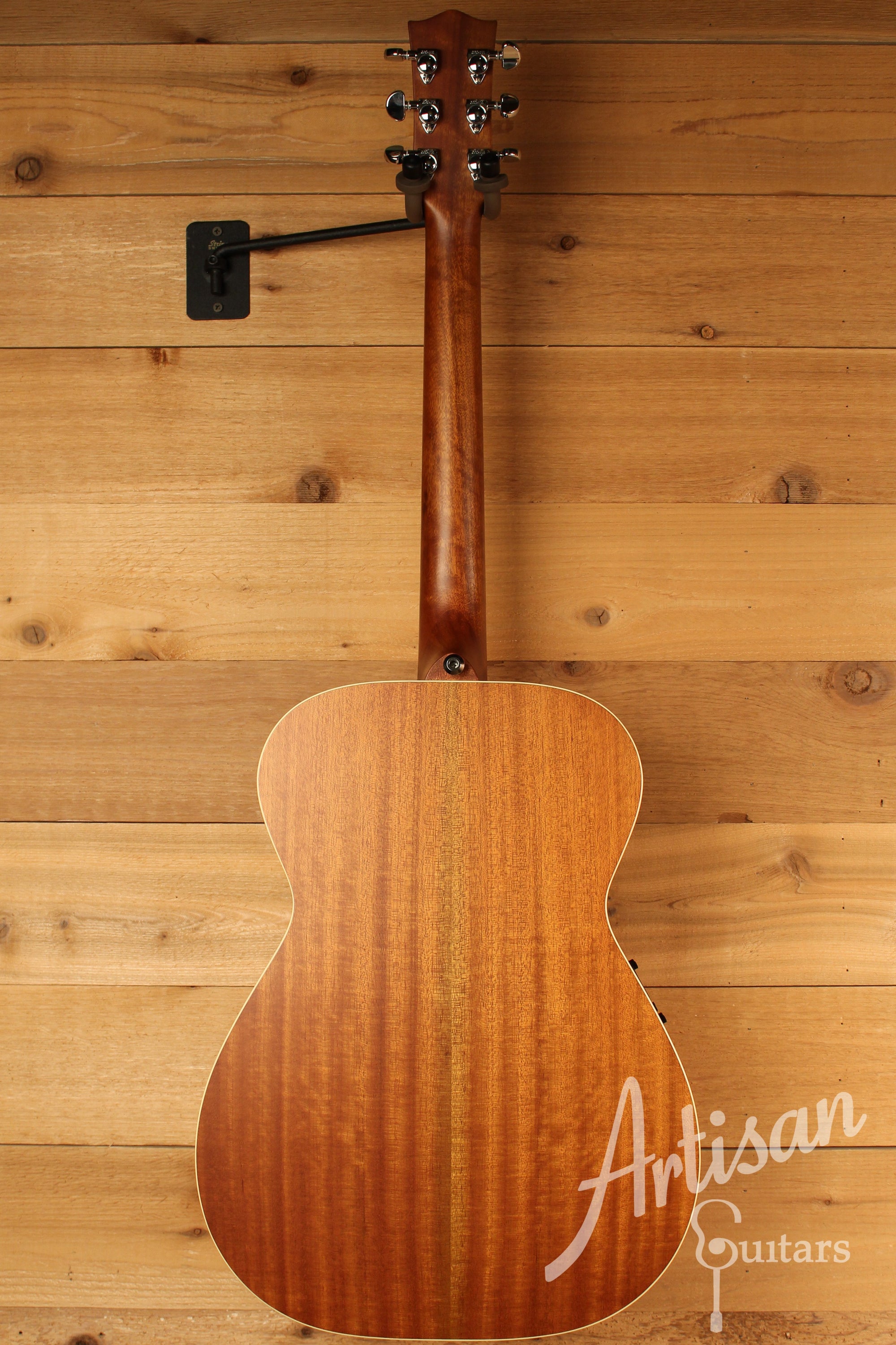 Maton EBG 808 TE Tommy Emmanuel Signature Guitar ID-12904 - Artisan Guitars