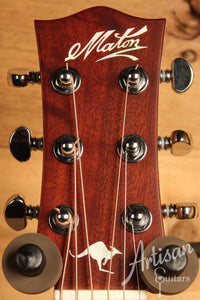 Maton EMTE Tommy Emmanuel Signature Mini Guitar Sitka Spuce & Queensland Maple ID-13019 - Artisan Guitars