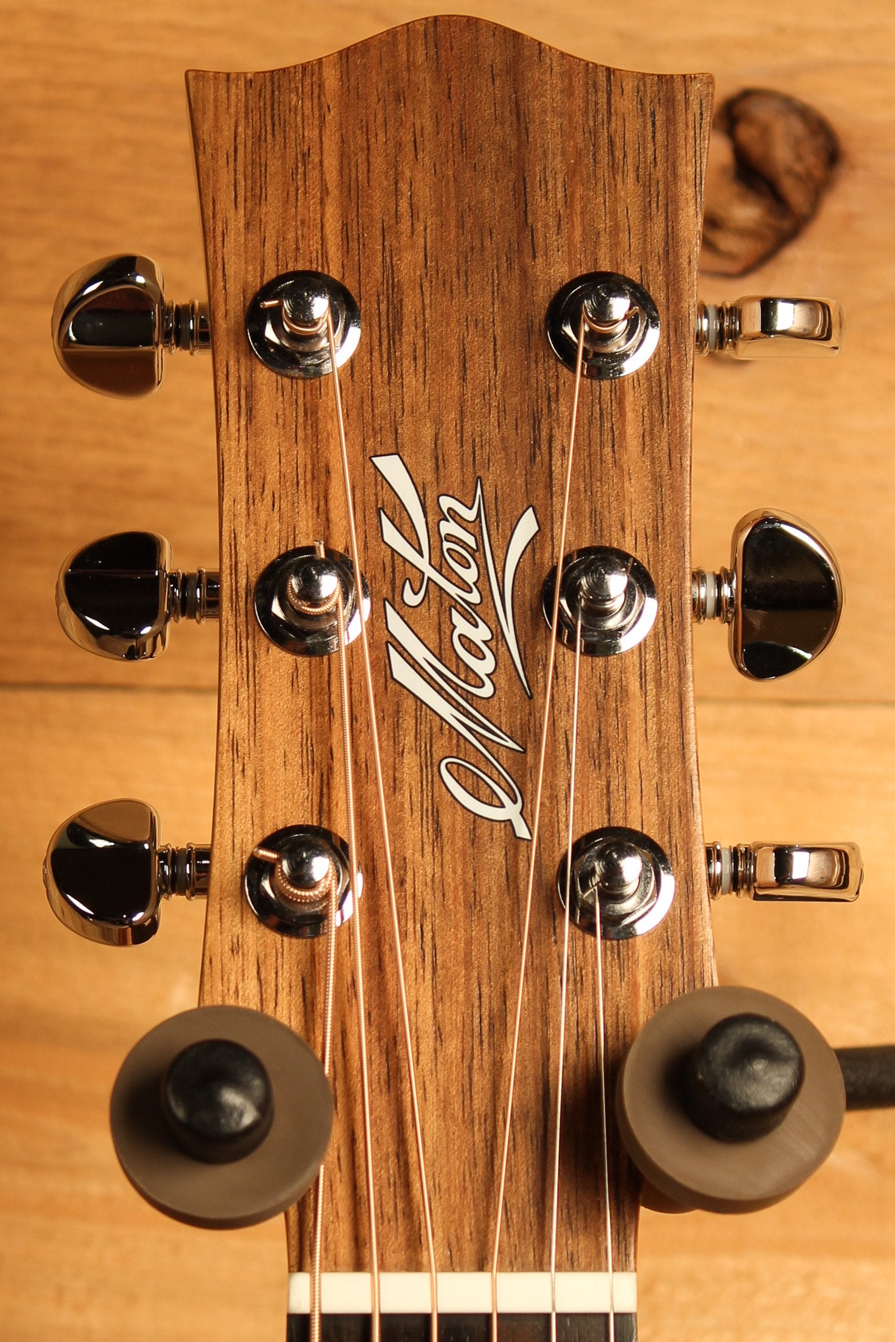 Maton EBW808 Guitar w/ Blackwood Top, Back & Sides w/ AP5 Pro Pickup System  ID-13459 - Artisan Guitars