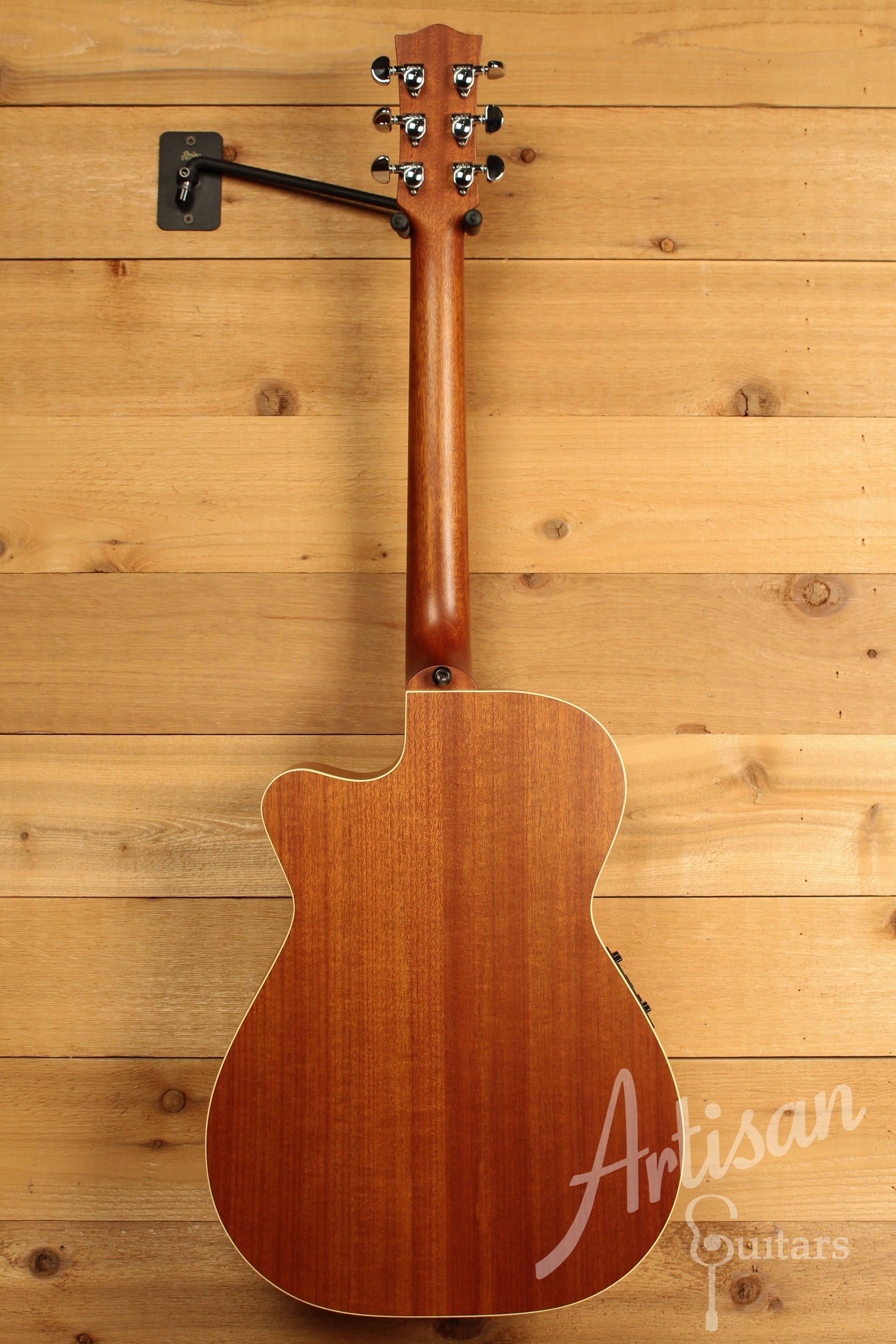 Maton EBG 808C TE Tommy Emmanuel Signature Guitar Cutaway ID-11892 - Artisan Guitars