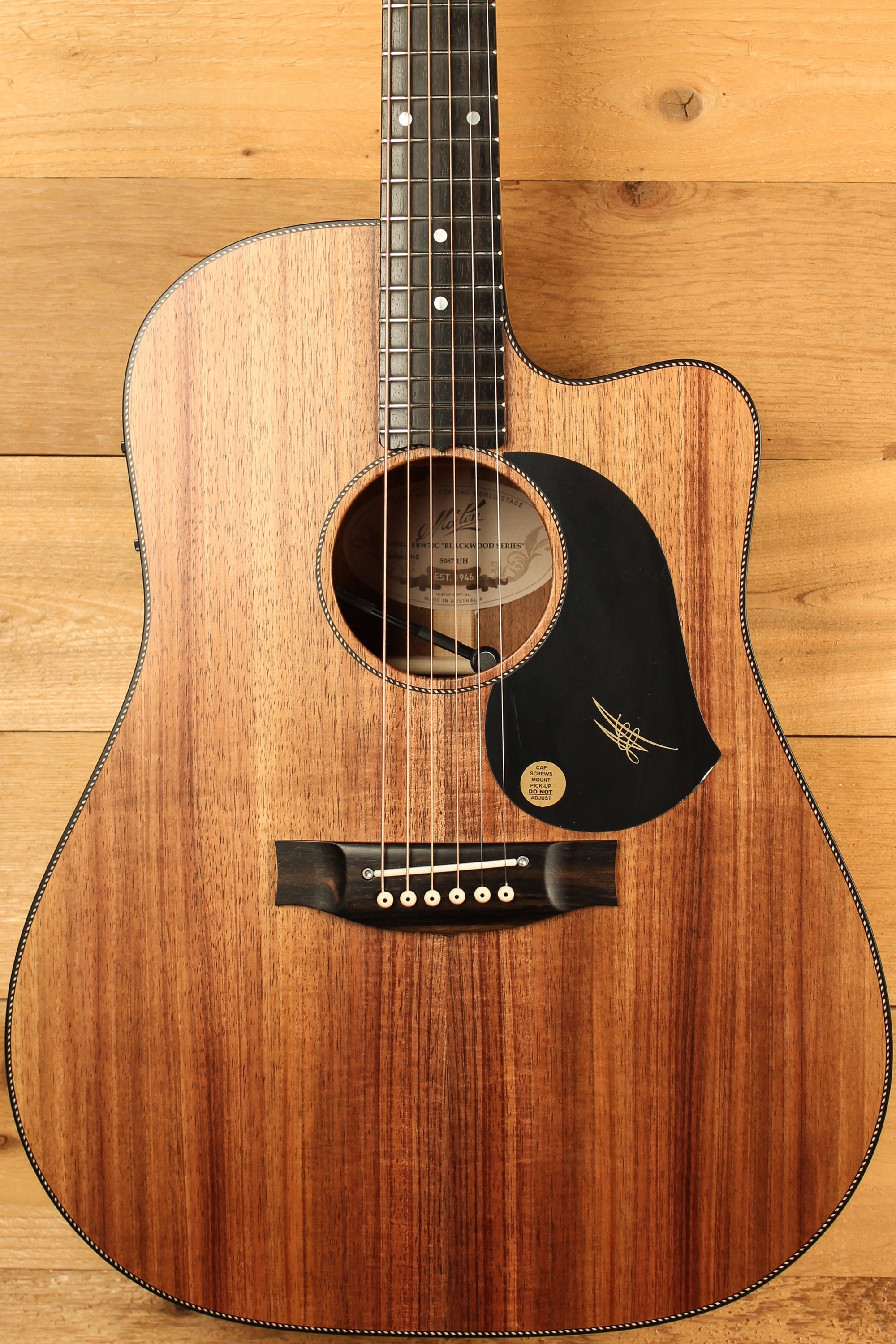 Maton EBW70C Blackwood Dreadnought w/ AP5 Pro ID-13698 - Artisan Guitars