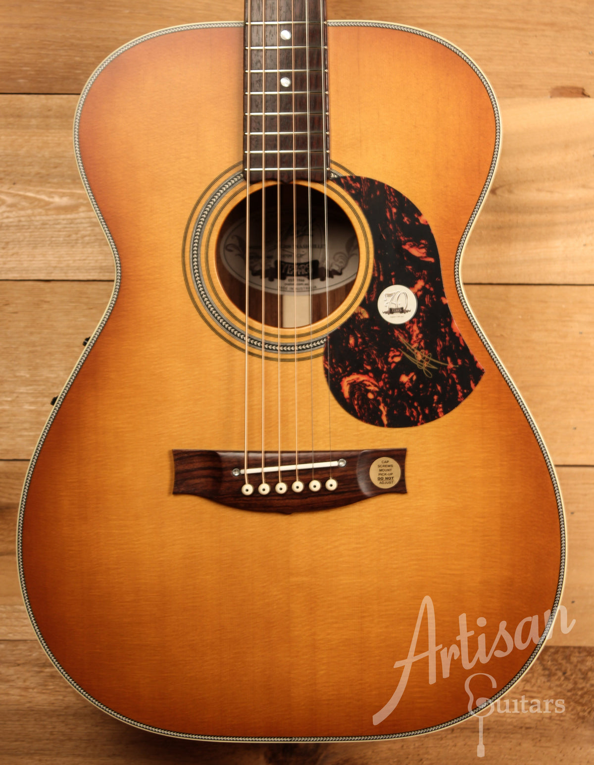 Maton EBG808 Nashville Series Sitka Spruce and Blackwood with Vintage Amber Sunburst Finish ID-11475 - Artisan Guitars