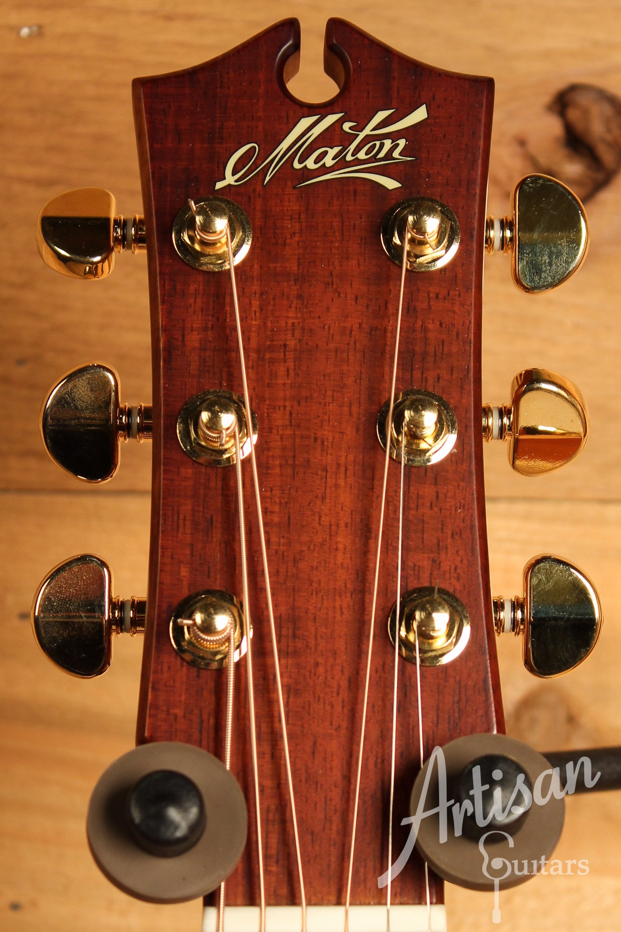 Maton EBG808 Nashville Series Sitka Spruce & Blackwood w/ Vintage Amber Sunburst Finish ID-12779 - Artisan Guitars