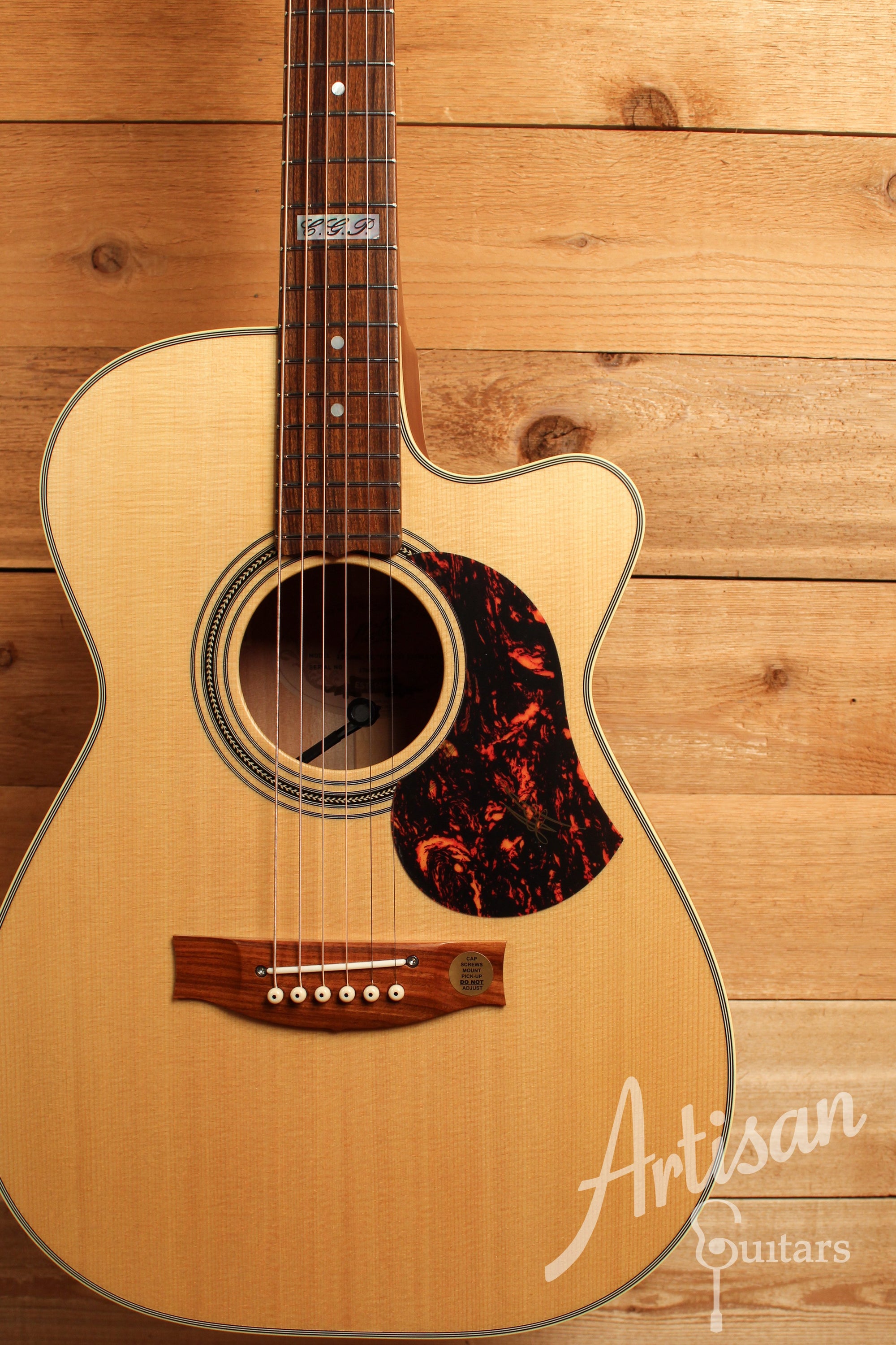 Maton EBG 808C TE Tommy Emmanuel Signature Guitar w/ Cutaway ID-13001 - Artisan Guitars