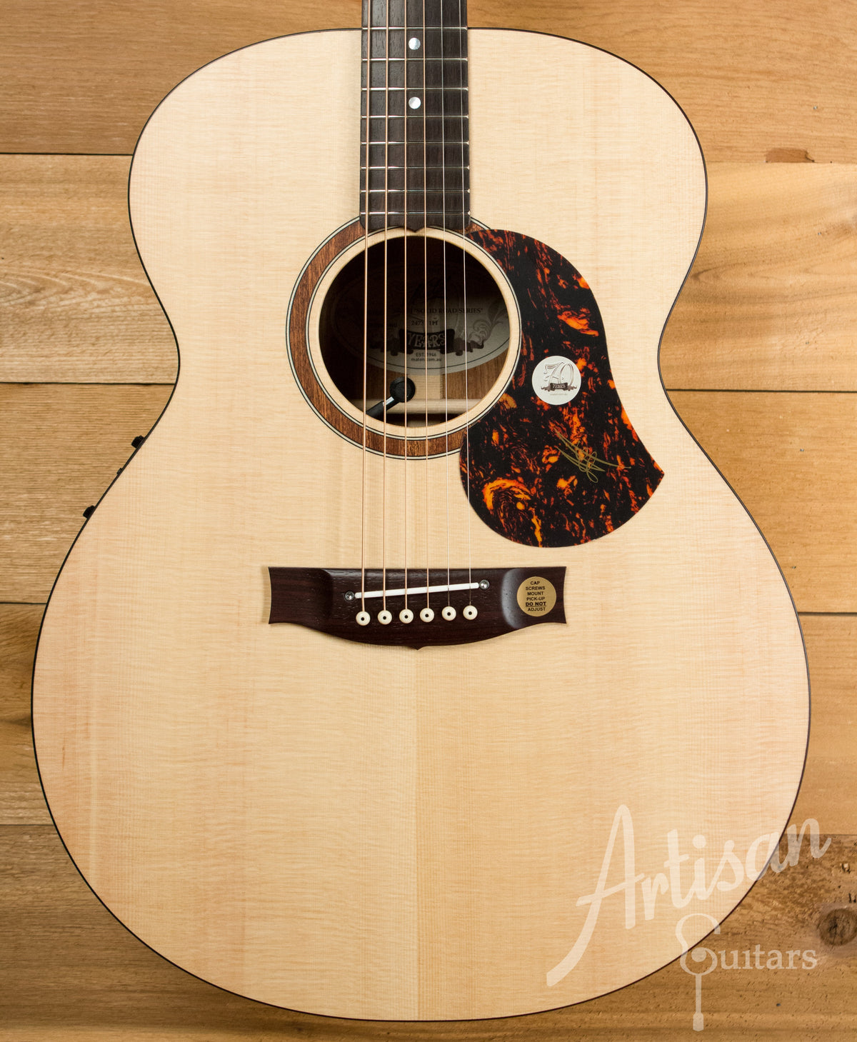 Maton SRS70 Jumbo Guitar Solid Road Series Acoustic Electric AP5 Pro ID-11064 - Artisan Guitars