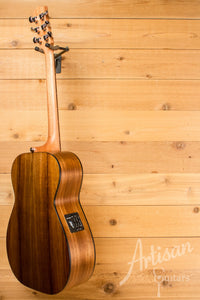 Maton SRS808 Guitar Western Red Cedar and Solid Blackwood ID-10750 - Artisan Guitars