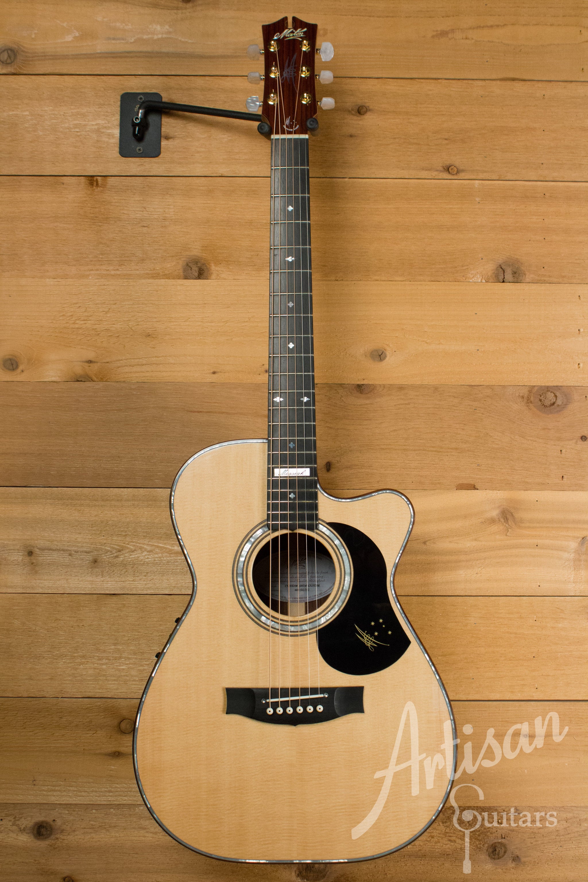 Maton EM100C 808 Custom Shop Messiah Series with Sitka and Indian Rosewood Cutaway Pre-Owned 2014 ID-11204 - Artisan Guitars
