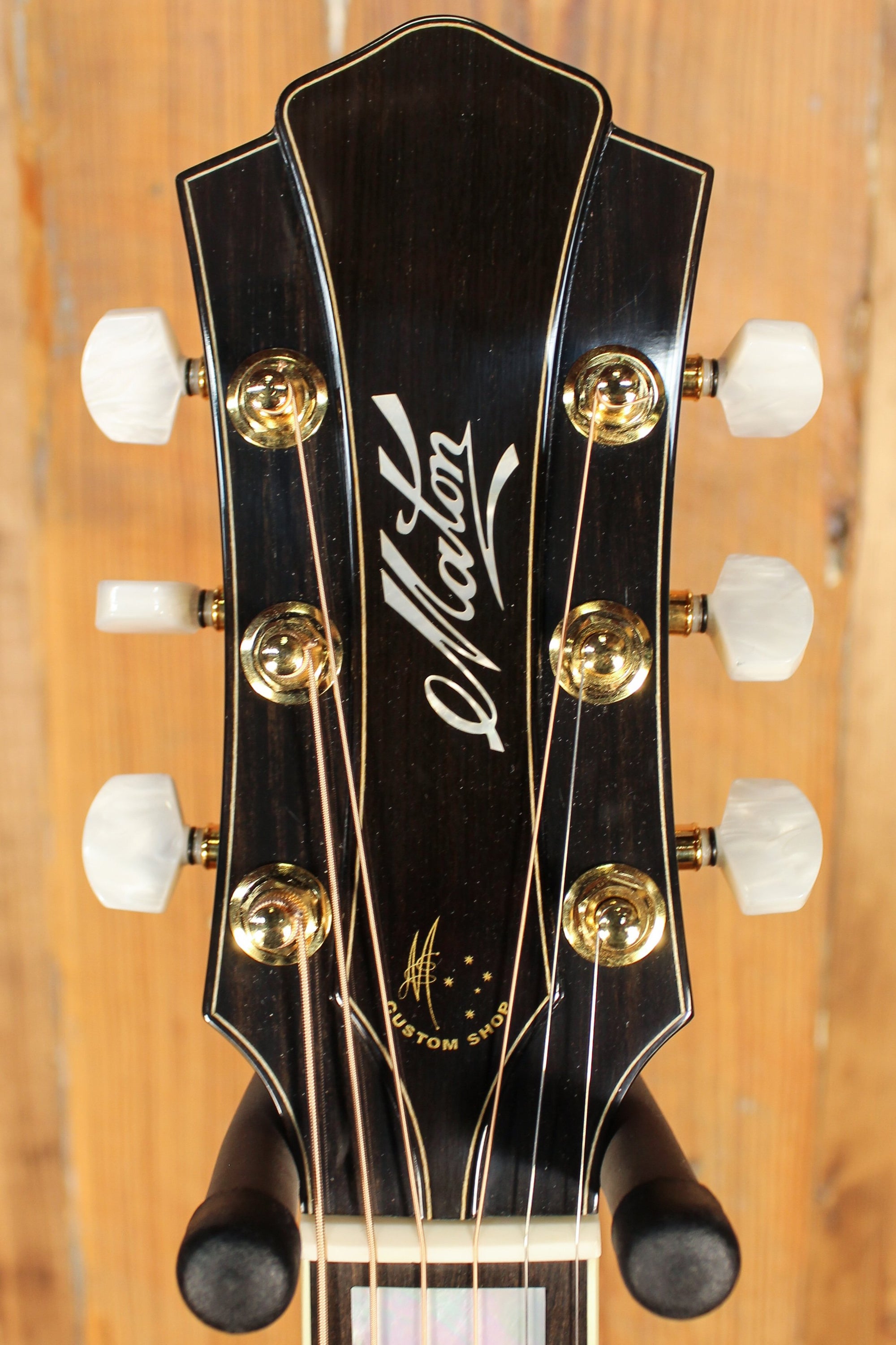 Maton Custom Shop Traditional w/ European Spruce & English Maple ID-13789 - Artisan Guitars