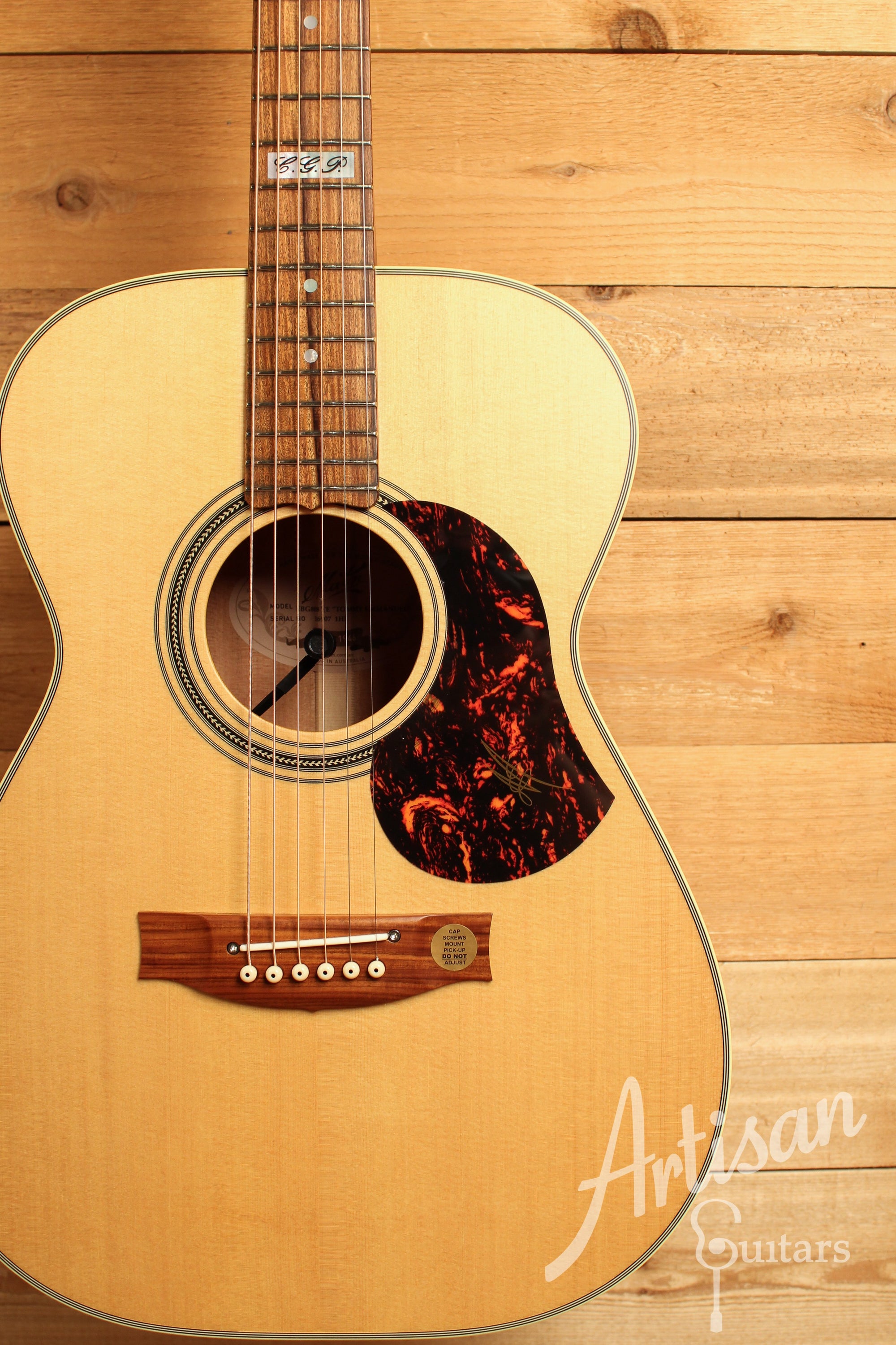 Maton EBG 808 TE Tommy Emmanuel Signature Guitar ID-12904 - Artisan Guitars
