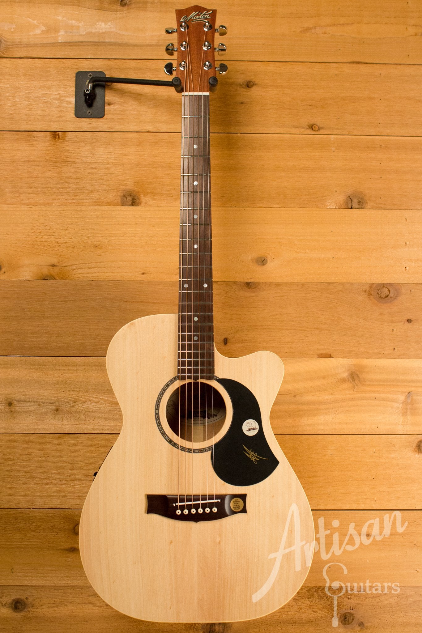 Maton EBG808CL Performer Series Bunya and Queensland Maple with Cutaway ID-10785 - Artisan Guitars
