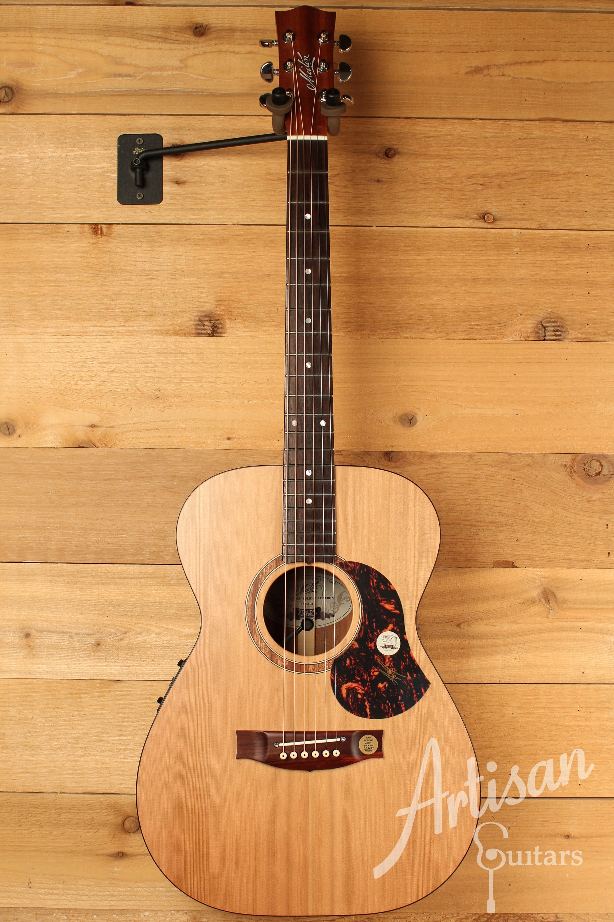 Maton SRS808 Guitar Western Red Cedar and Solid Blackwood ID-12690 - Artisan Guitars