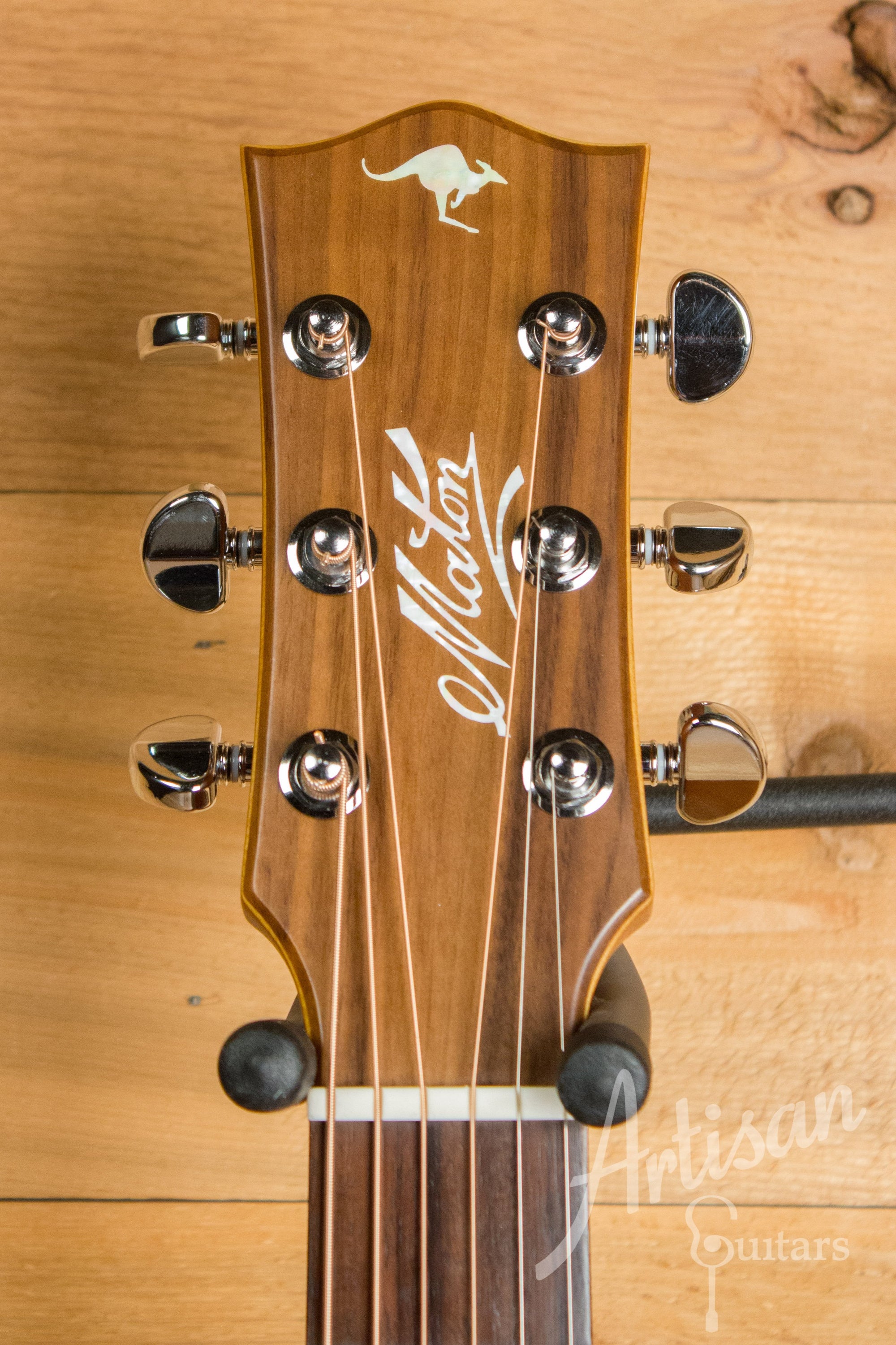 Maton EBG 808 TE Tommy Emmanuel Signature Guitar ID-11205 - Artisan Guitars