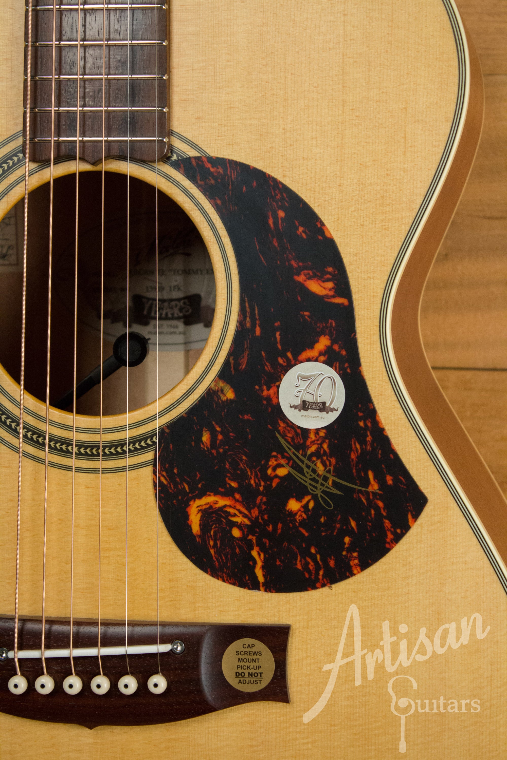 Maton EBG 808 TE Tommy Emmanuel Signature Guitar ID-11205 - Artisan Guitars