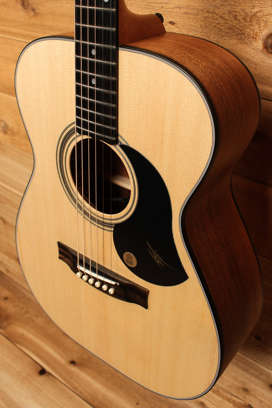 Maton EBG808 w/ AA Sitka Spruce & Blackwood ID-13613 - Artisan Guitars