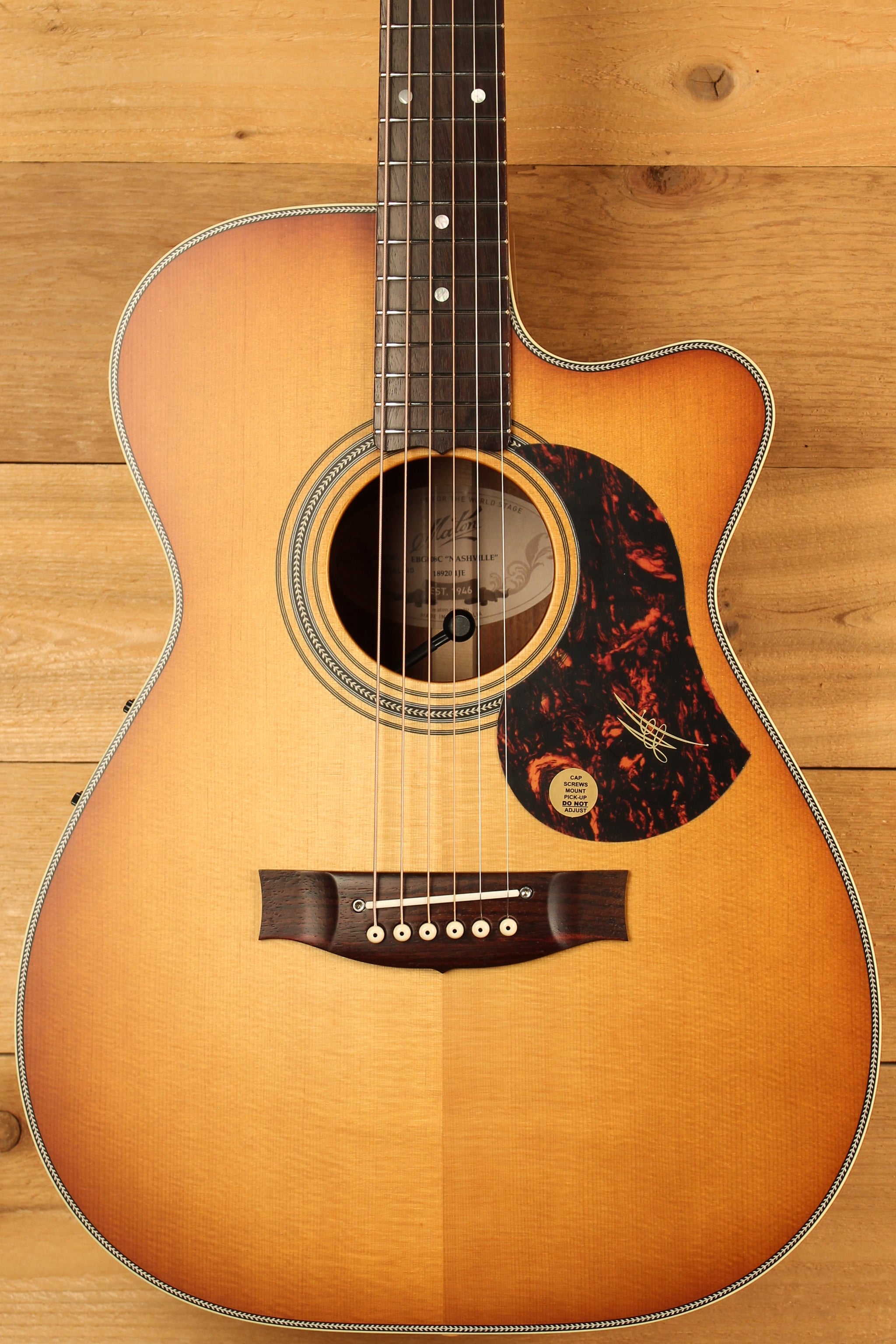 Maton EBG808C Nashville Series Sitka Spruce and Blackwood and Cutaway ID-13433 - Artisan Guitars