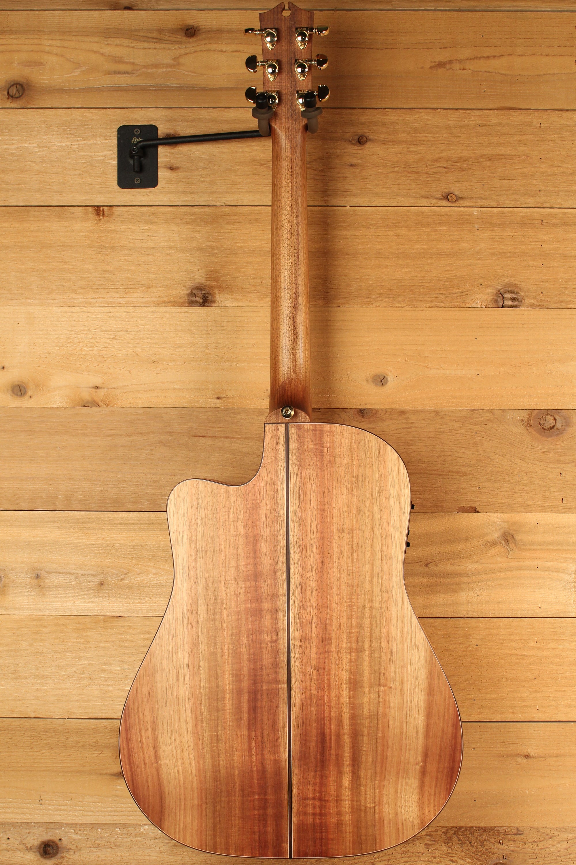 Maton 70th Anniversary Dreadnought Cutaway Sitka Spruce and Blackwood ID-13257 - Artisan Guitars