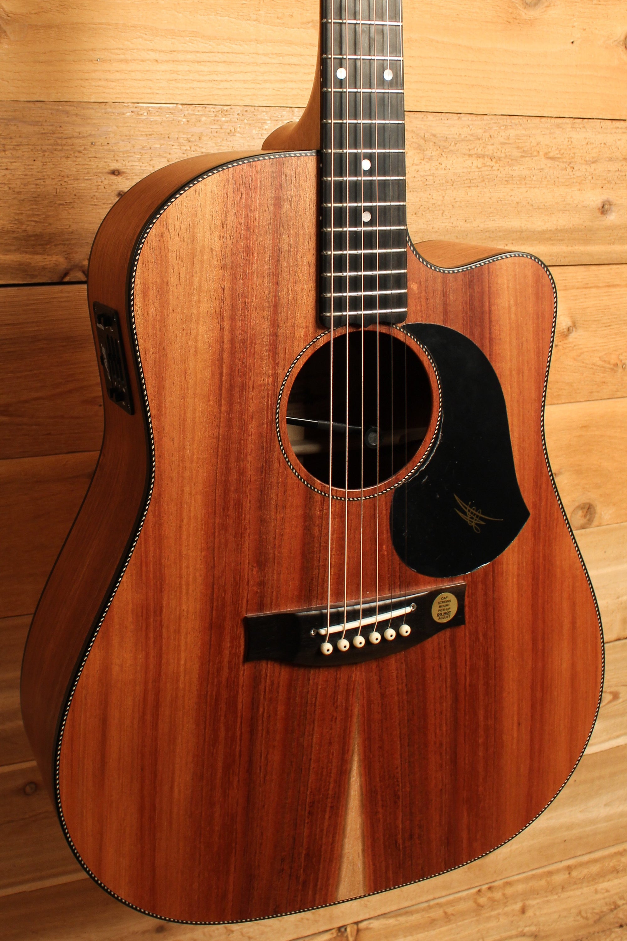 Maton EBW70C Blackwood Dreadnought w/ AP5 Pro ID-13227 - Artisan Guitars