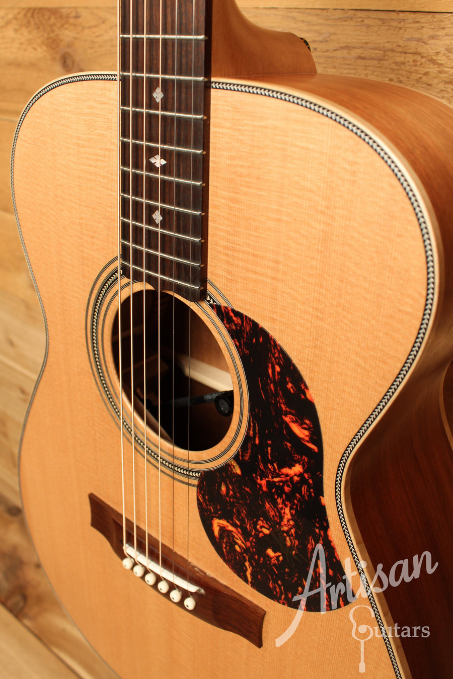 Maton EBG808 Artist Series Sitka Spruce and Blackwood Pre-Owned 2018 ID-12907 - Artisan Guitars