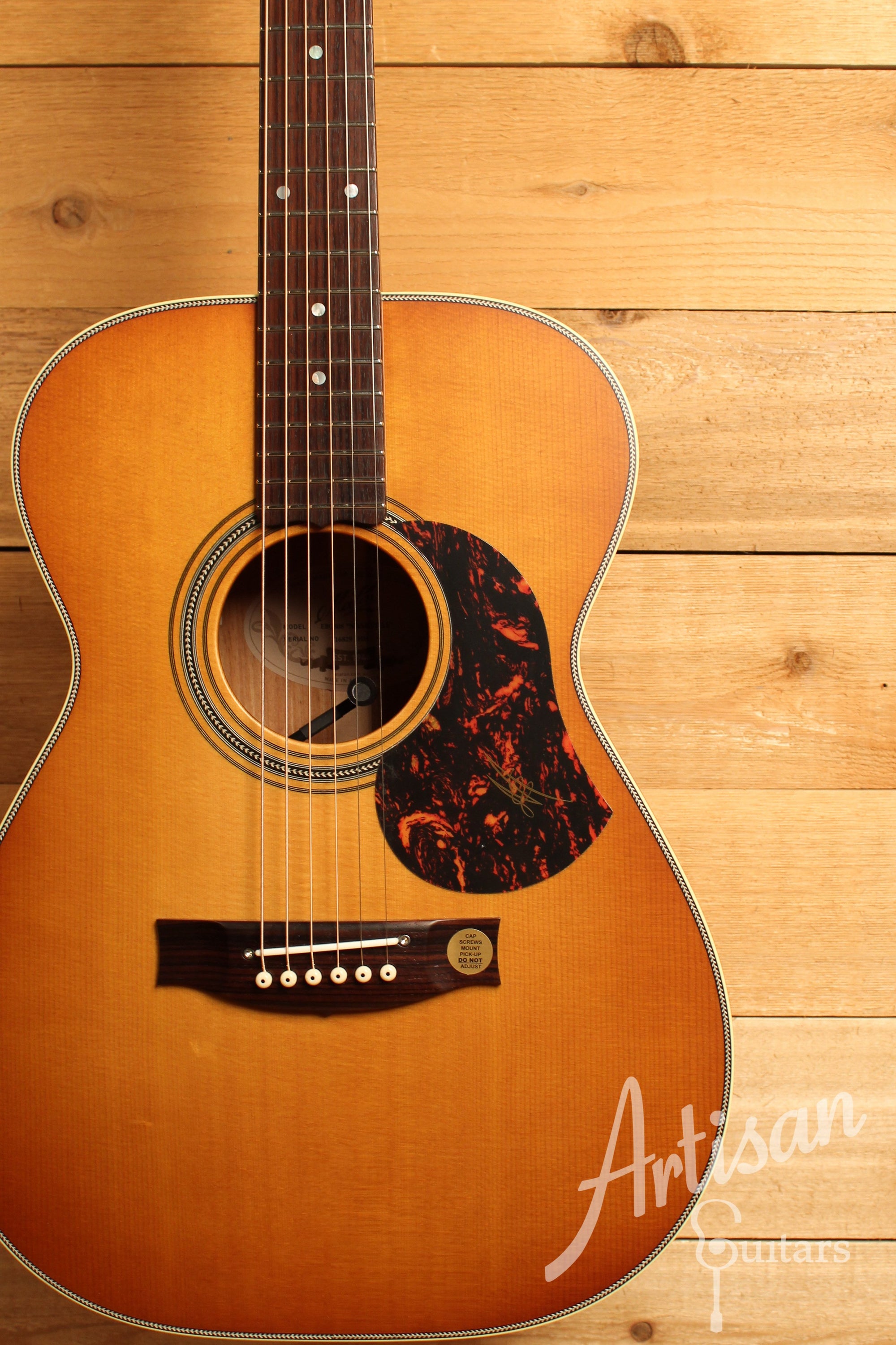 Maton EBG808 Nashville Series Sitka Spruce & Blackwood w/ Vintage Amber Sunburst Finish ID-12779 - Artisan Guitars
