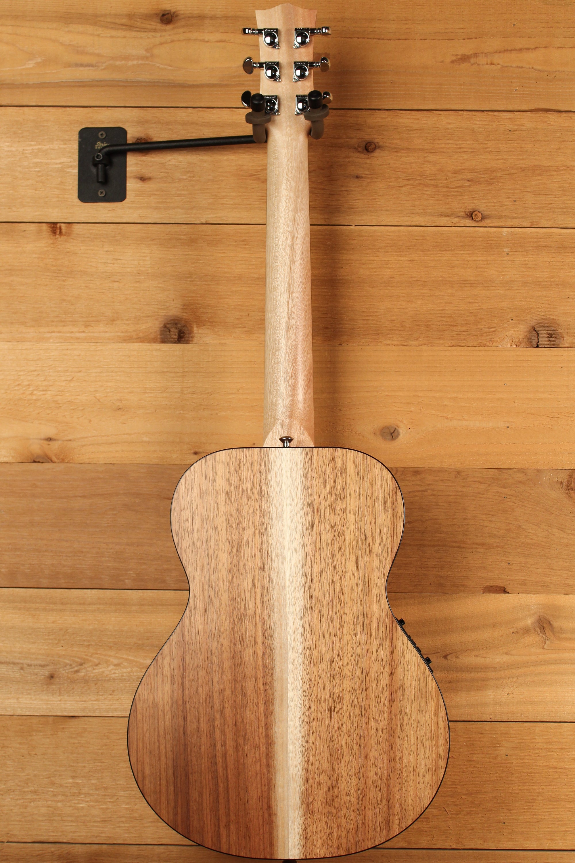 Maton EMBW6 Mini Guitar w/ Blackwood Top, Back & Sides and AP5 Pro Pickup System ID-13366 - Artisan Guitars